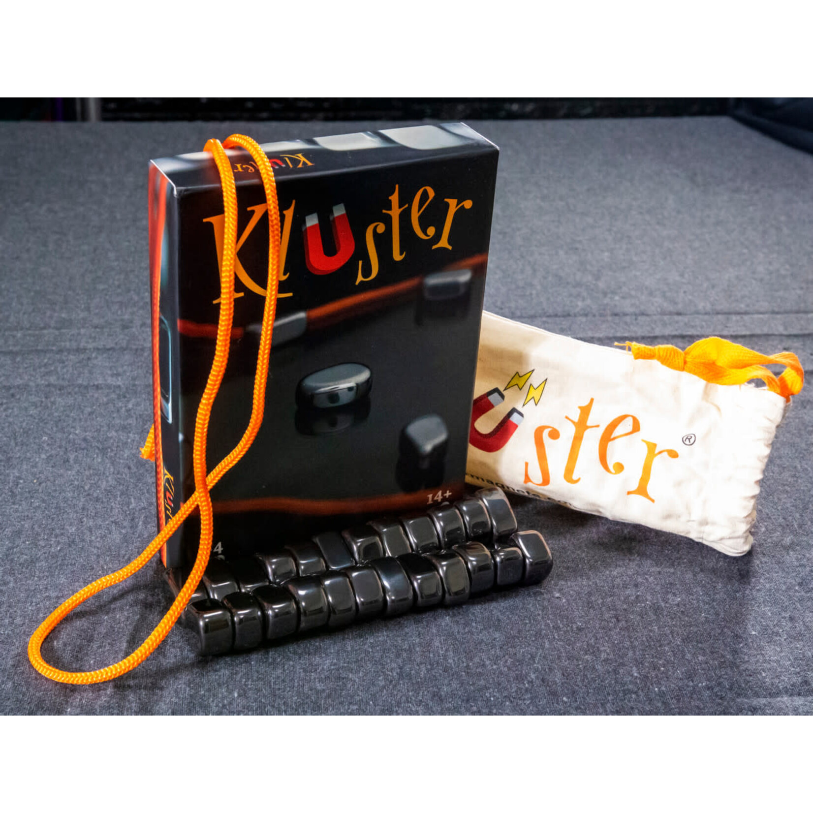 Borderline Editions Kluster