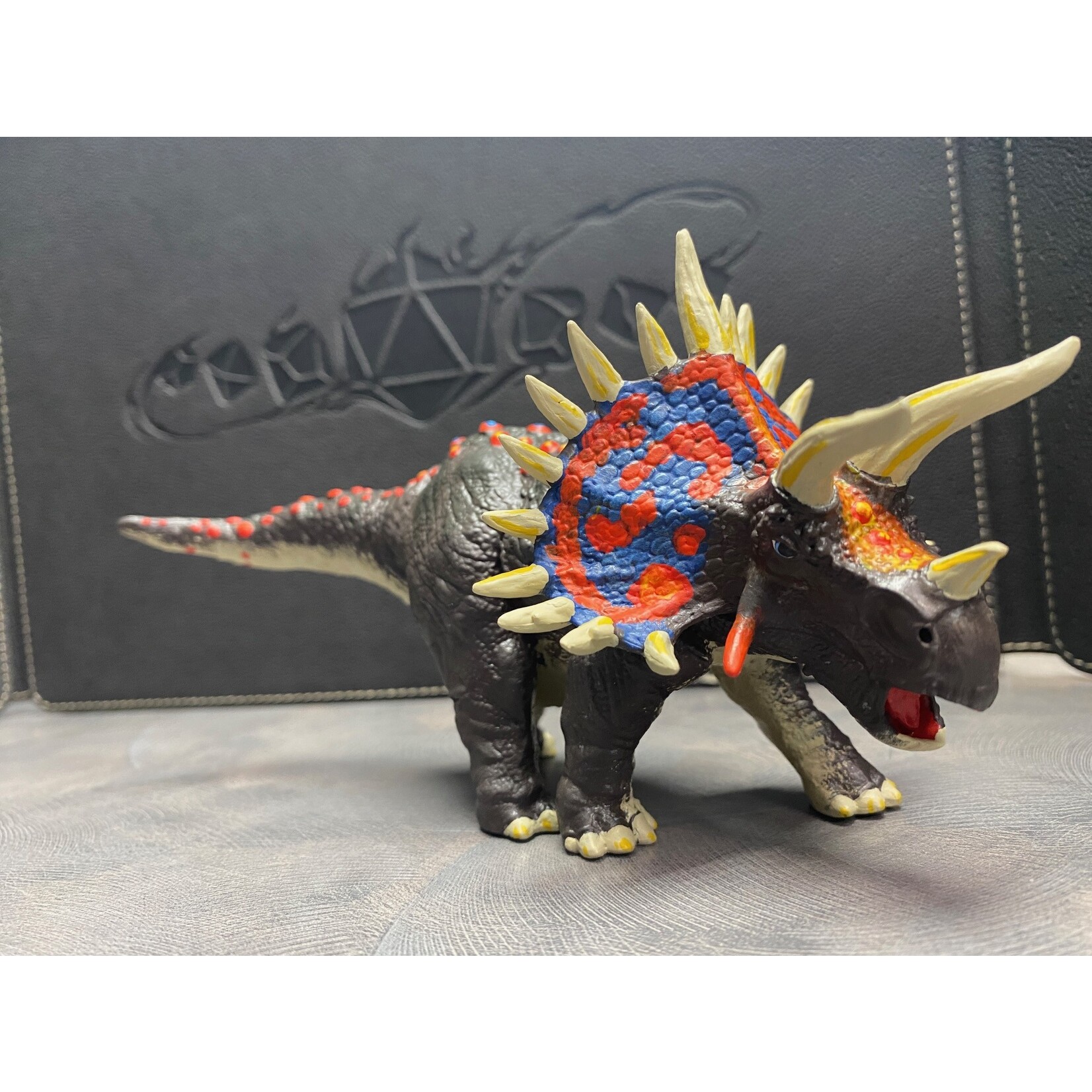 Painting Workshop: 5/25/24, 7 pm: Paint 'n Take a Triceratops