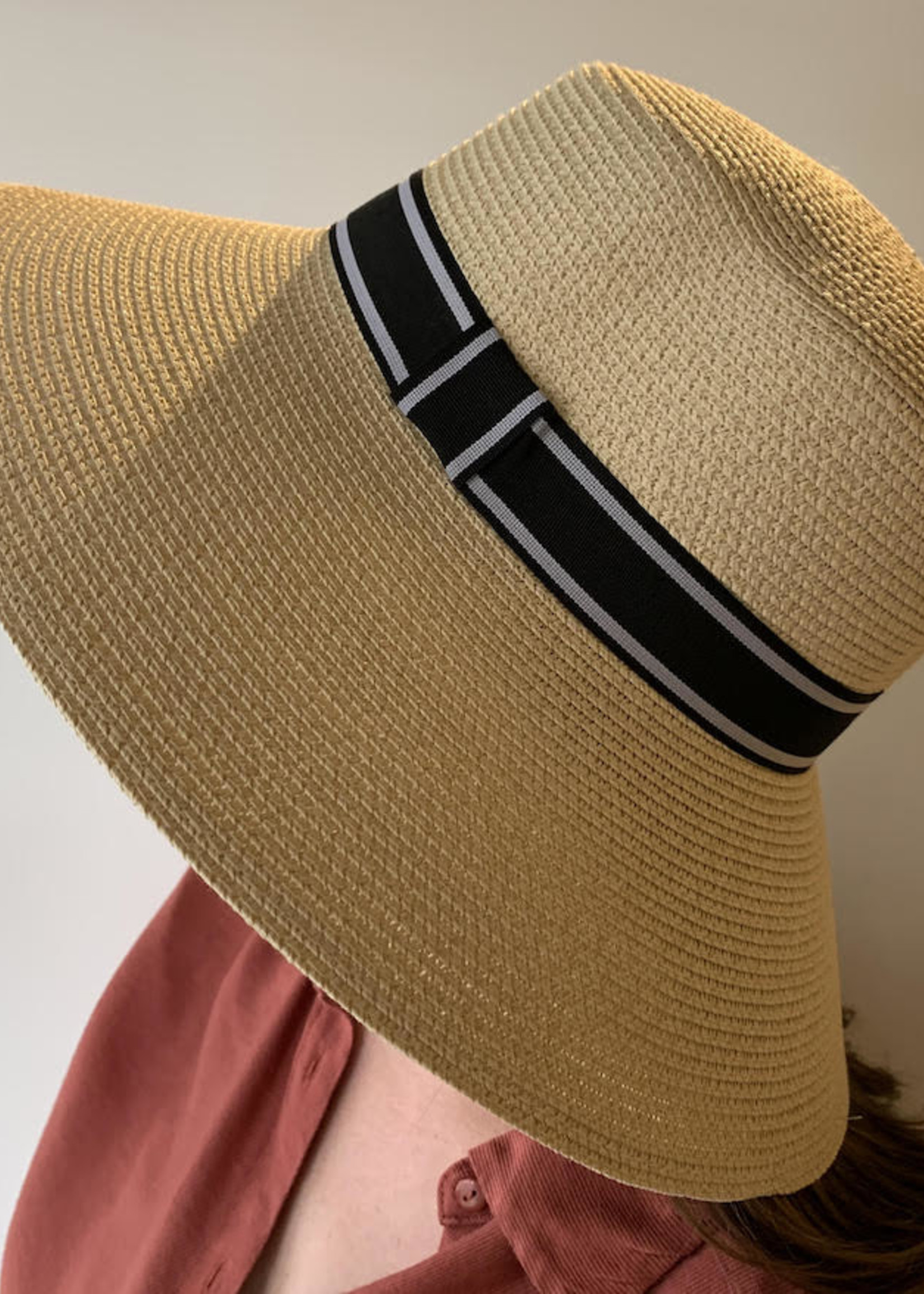 Wide Brim Summer Hat * Tan