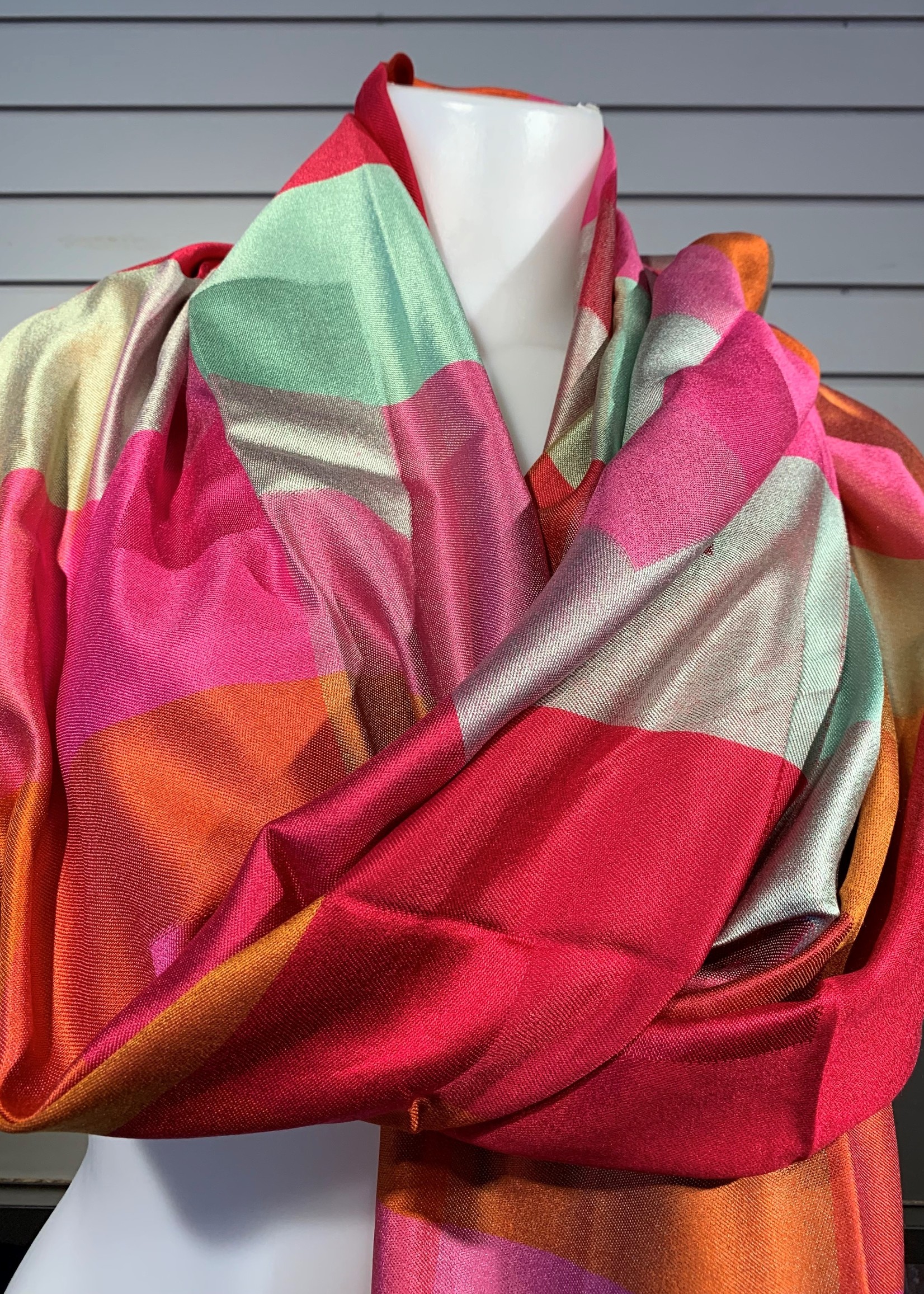 Mode Sabi Check Silk Scarf * 28x84 * Pinks