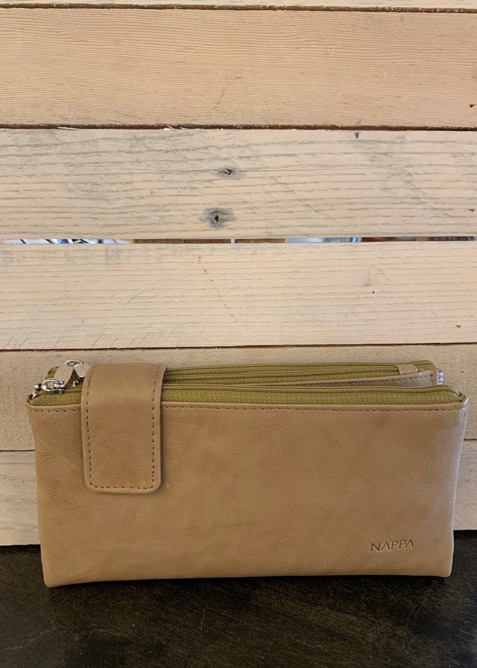 Nappa Evelyn  Large Leather Wallet * Camel