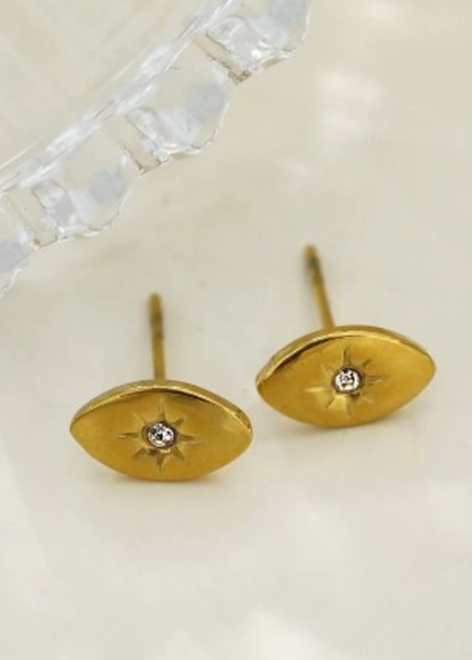 Tindra Stud Earrings * Gold
