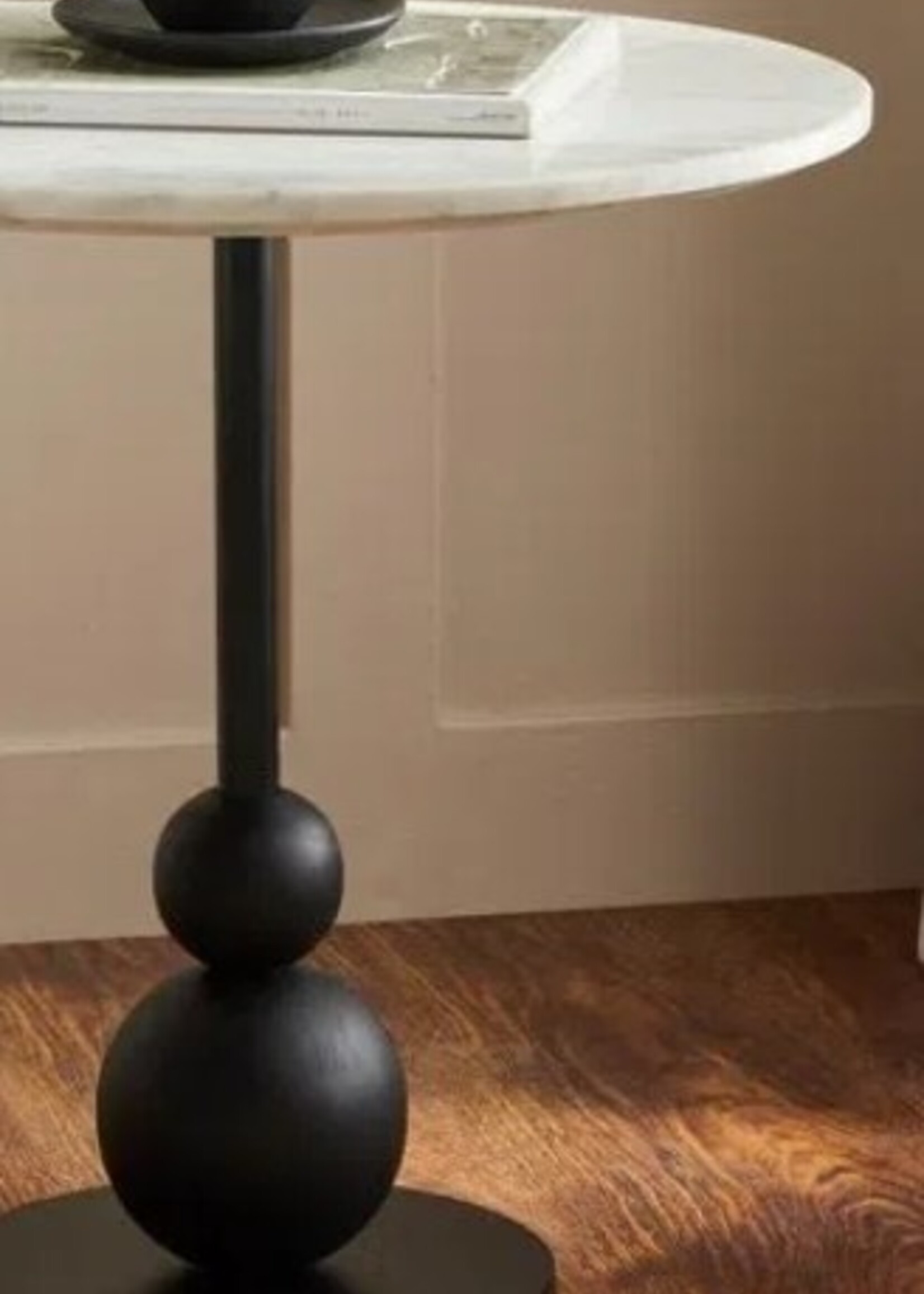 Renwil Corrine Accent Table