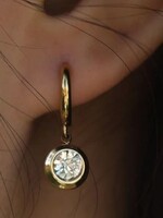 Hackney Nine/Dye Cast Arti Zirconia Hoop Ear Rings * Gold