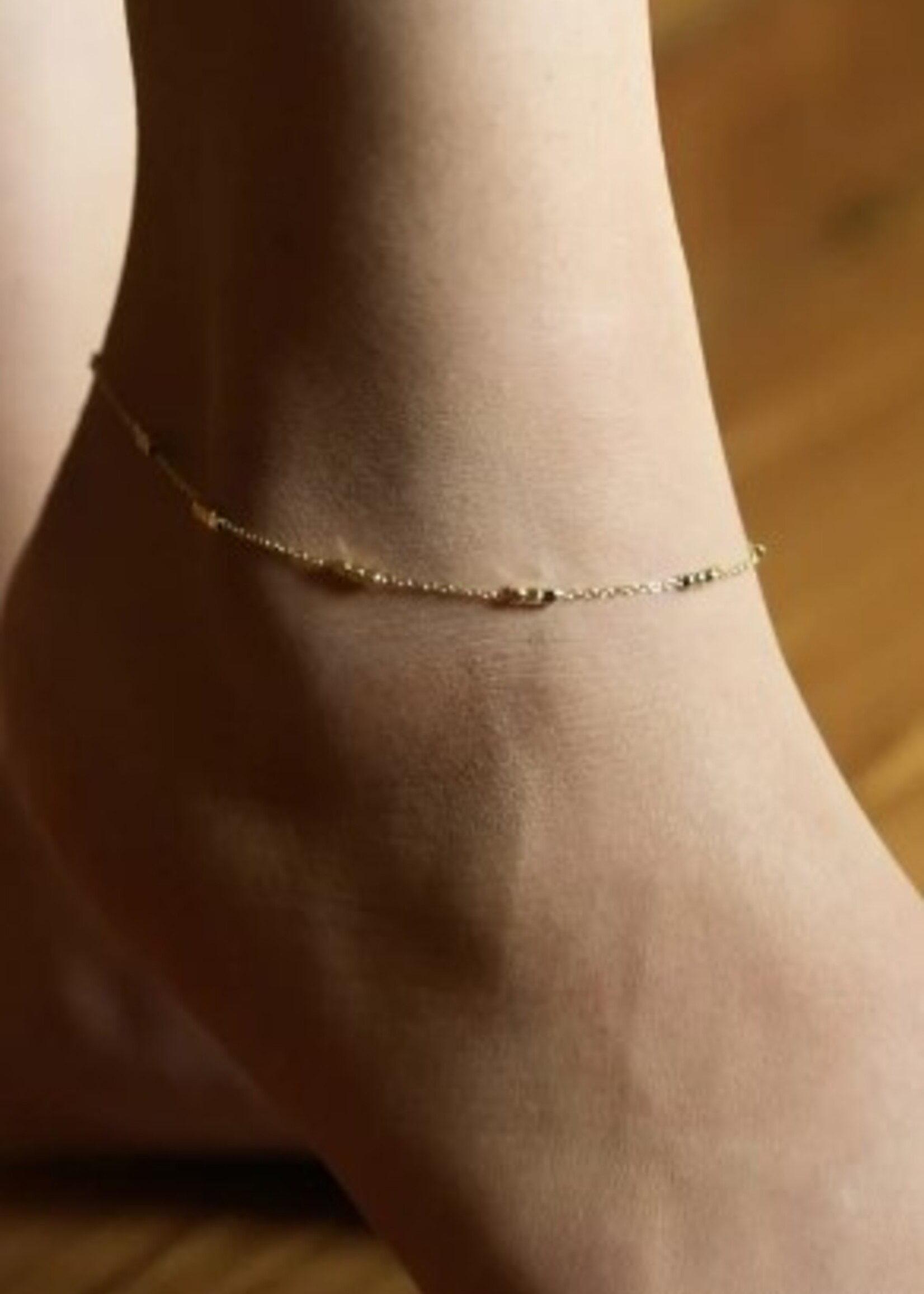 Hackney Nine/Dye Cast Ritika Anklet