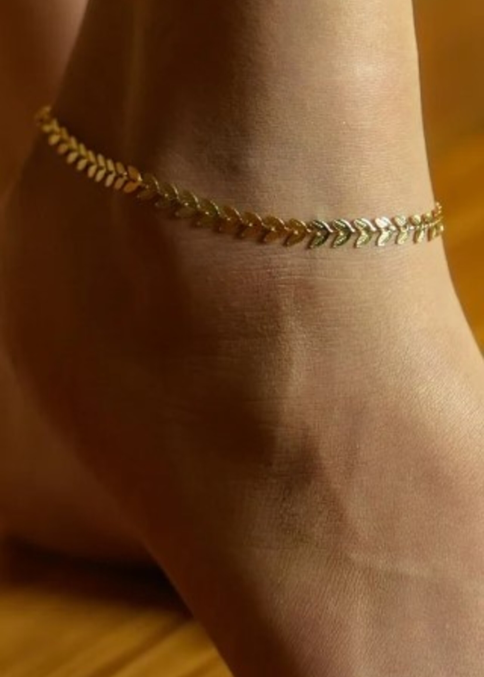 Hackney Nine/Dye Cast Alala Anklet