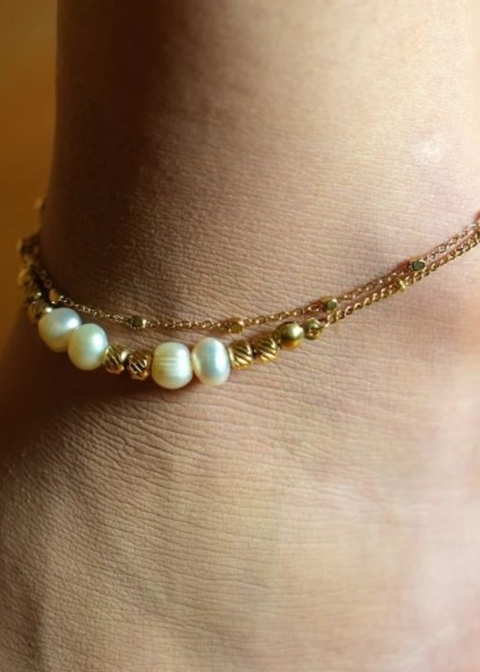 Hackney Nine/Dye Cast Marenta Anklet