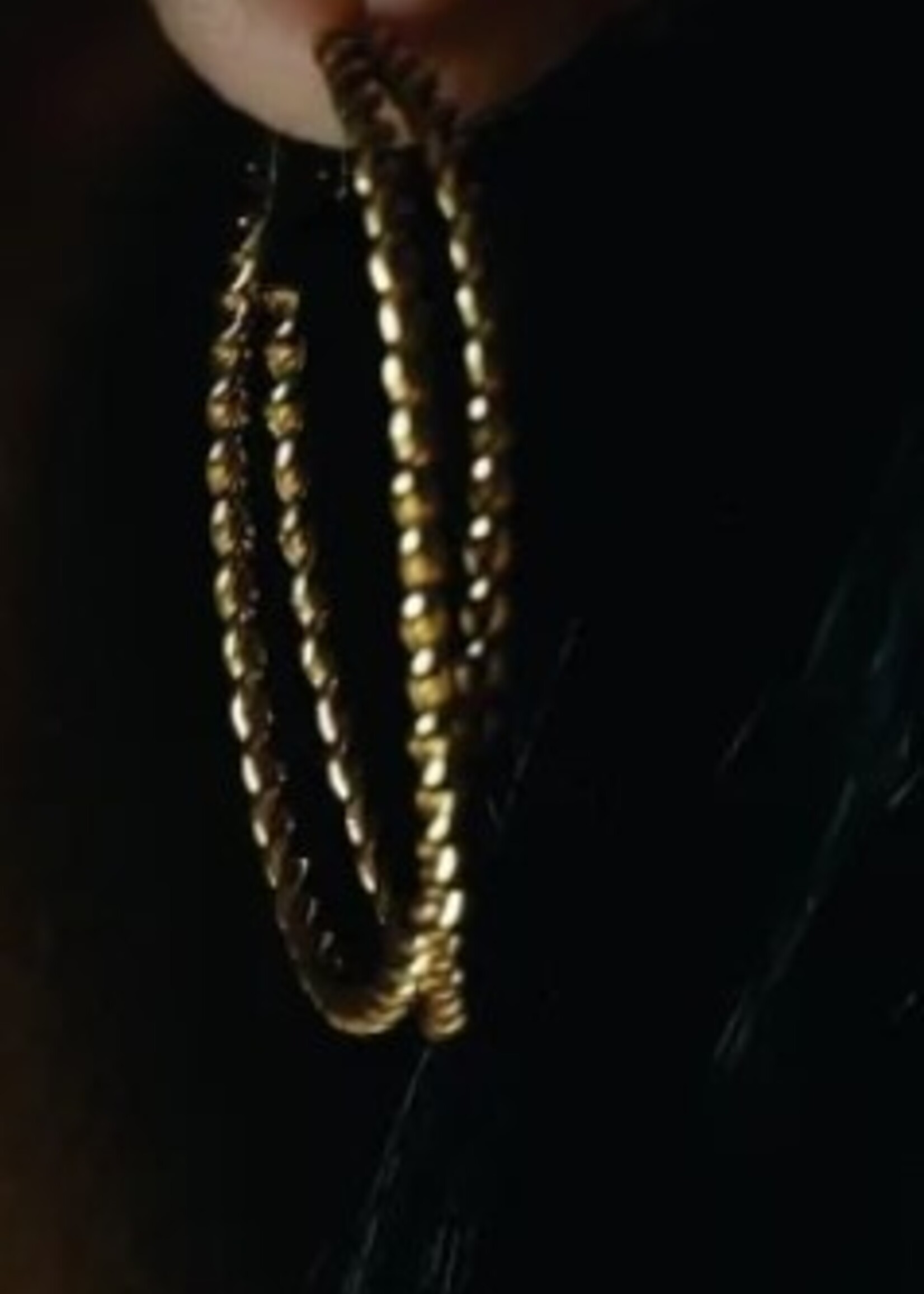 Hackney Nine/Dye Cast Mizuki Hoop Earrings * Gold