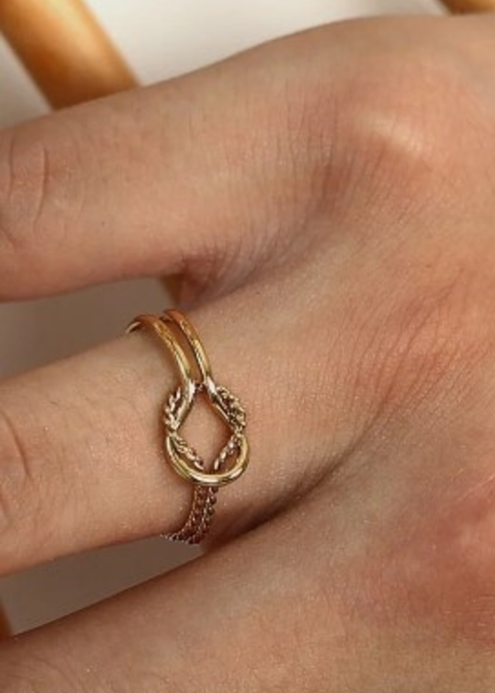 Hackney Nine/Dye Cast Lascina Ring * Gold