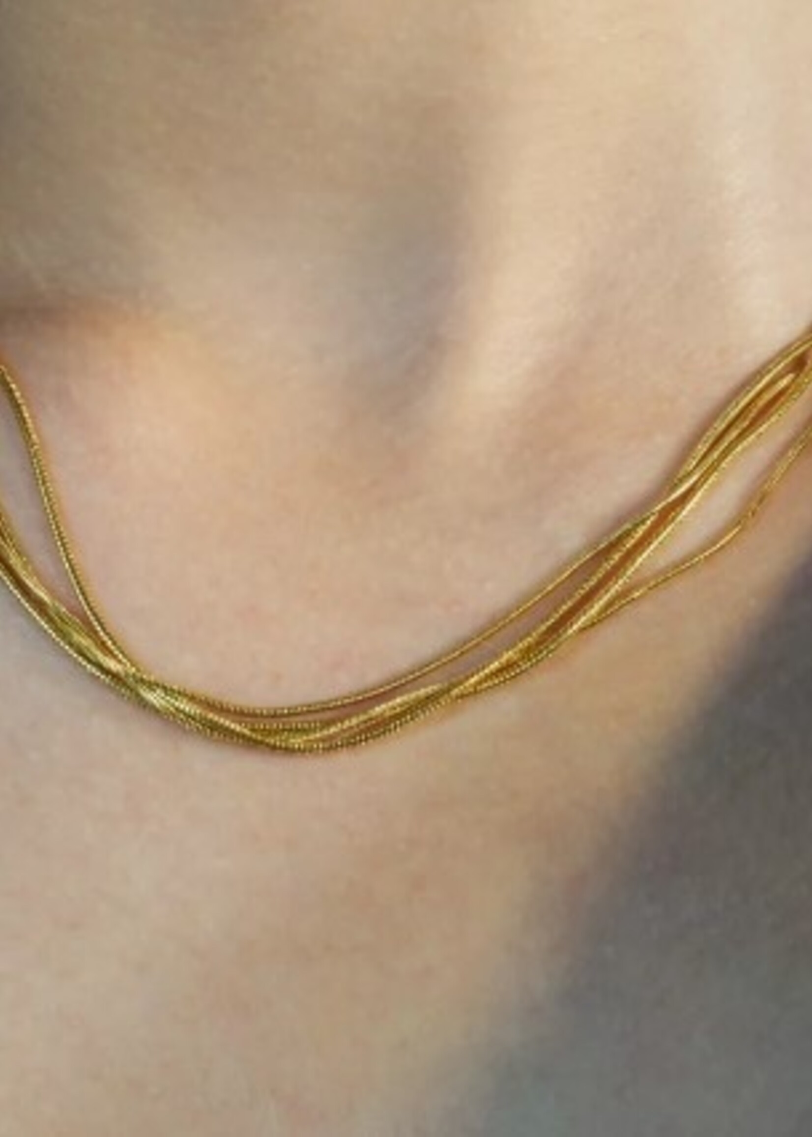 Hackney Nine/Dye Cast Avezzano Necklace * Gold