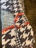 Radiance Raw Edge Wool Mix Scarf * 30" x 36" * Houndstooth