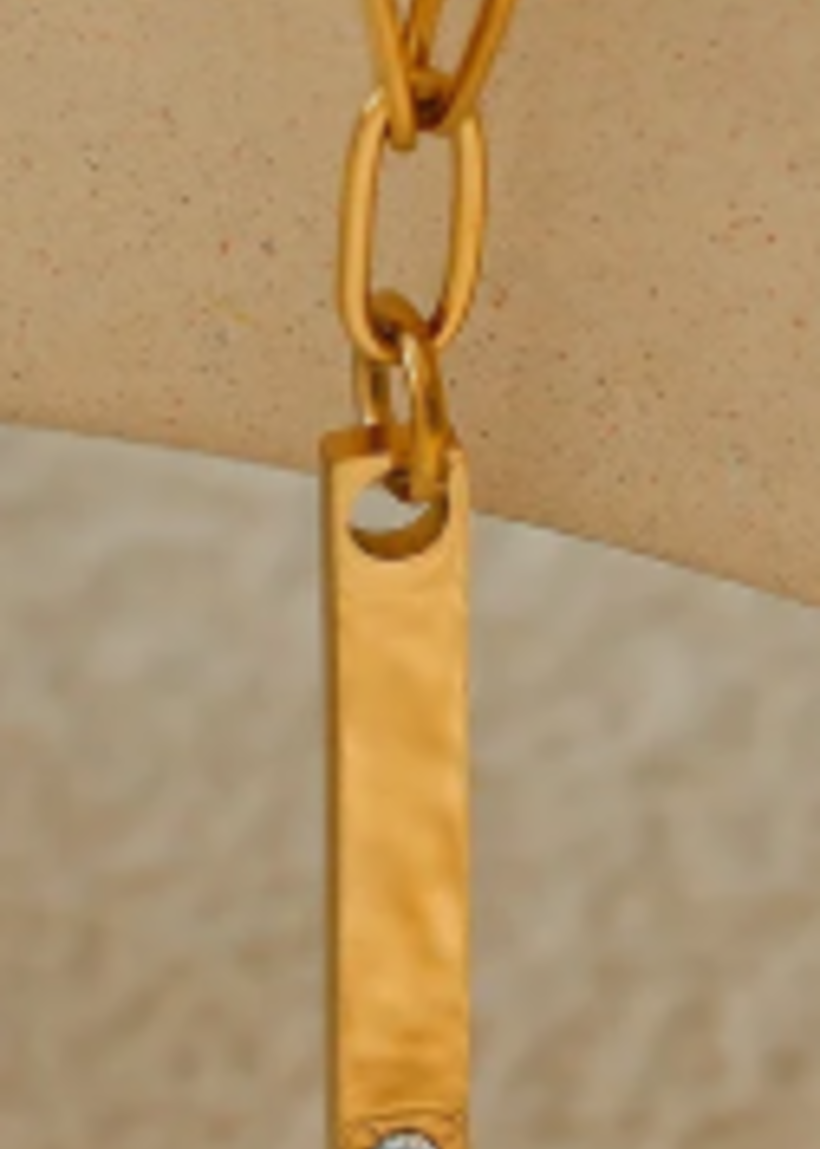 Hackney Nine/Dye Cast Koratia Necklace * Gold