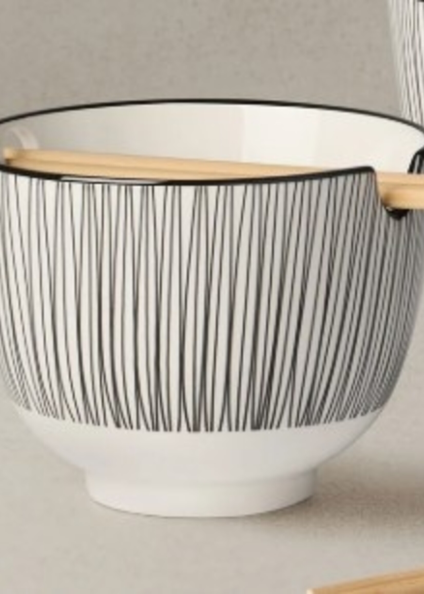 Kiri Porcelain Set of 2 Noodle Bowls  w/Chopsticks * Black Line * 5"