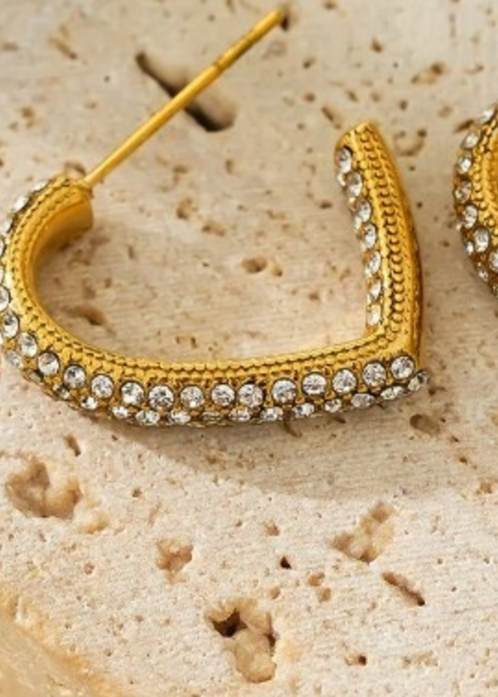 Hackney Nine/Dye Cast Anjar Heart Hoops * Gold