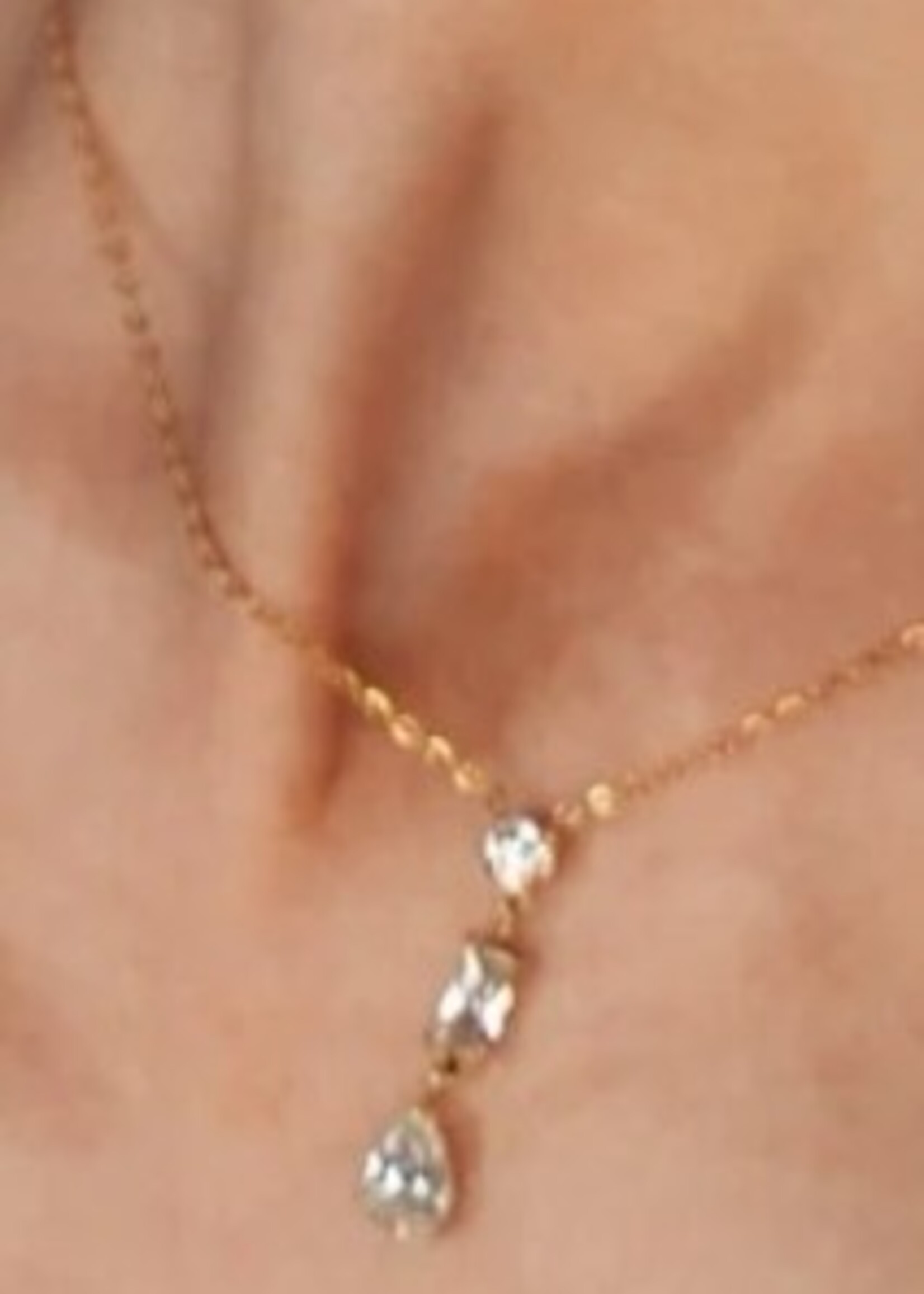 Hackney Nine/Dye Cast Rochina Necklace * Gold