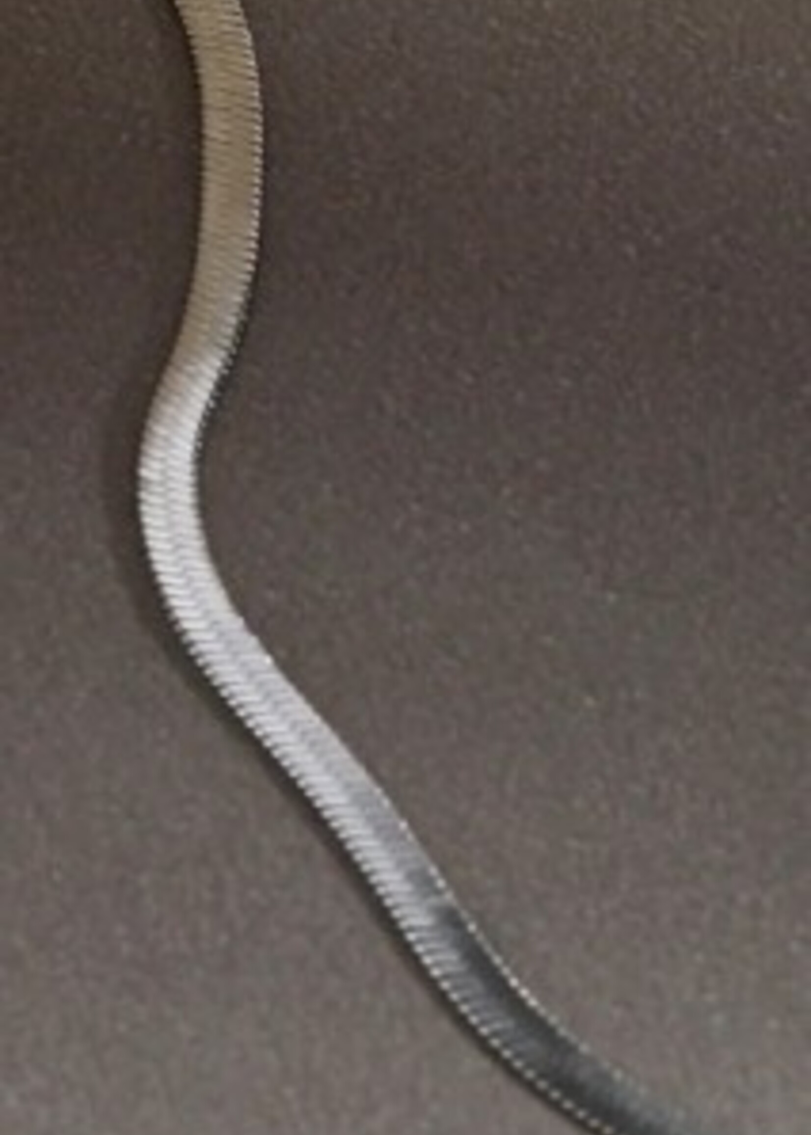 Hackney Nine/Dye Cast Catania Necklace * Silver