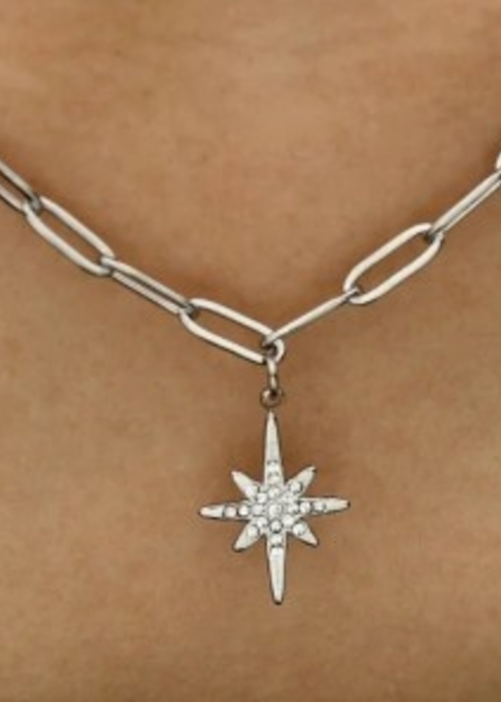Hackney Nine/Dye Cast Malvina Mix Chain w/Zirconia Star Pendant * Silver