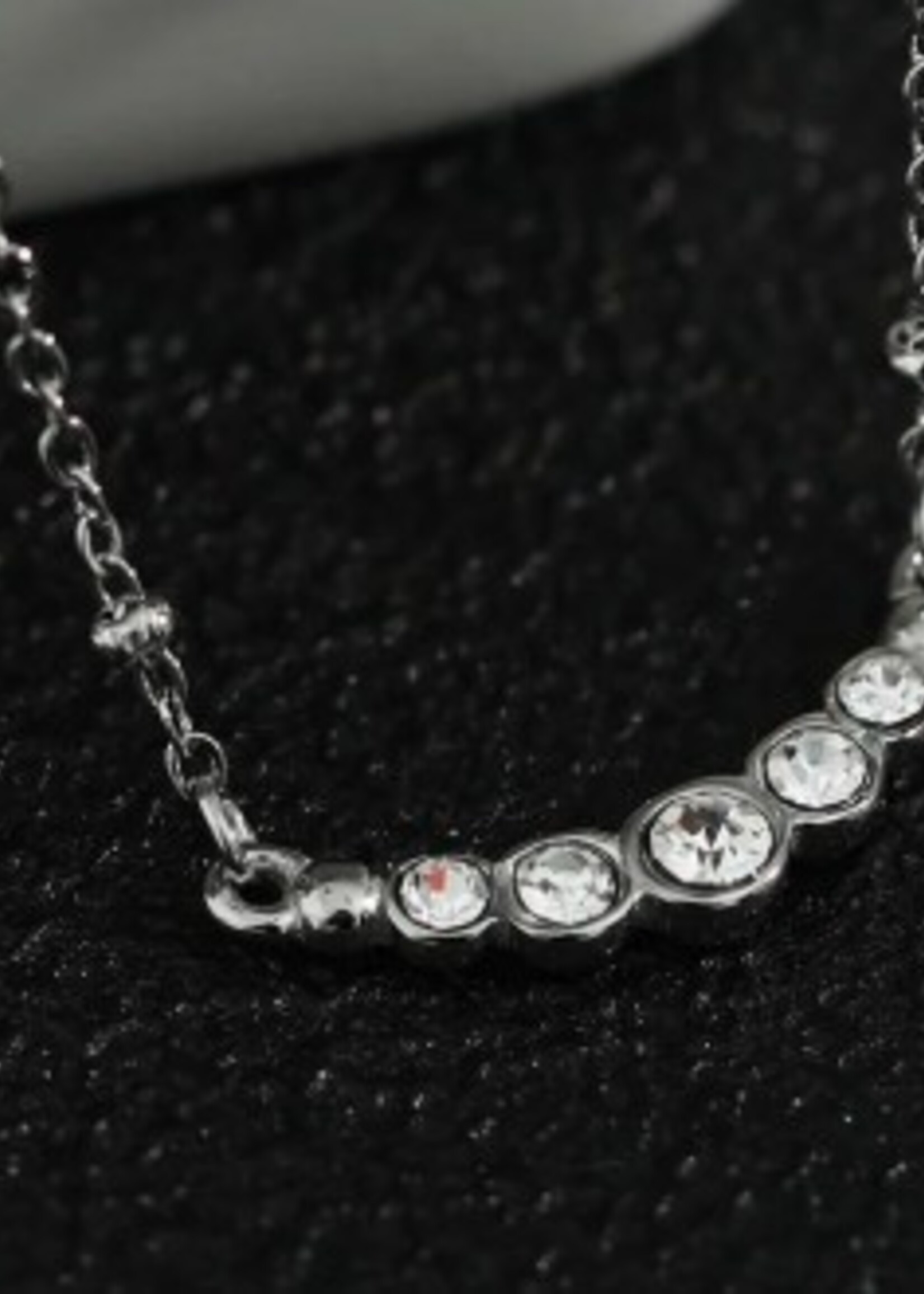Hackney Nine/Dye Cast Kimi Zirconia Pendent Chain * Silver