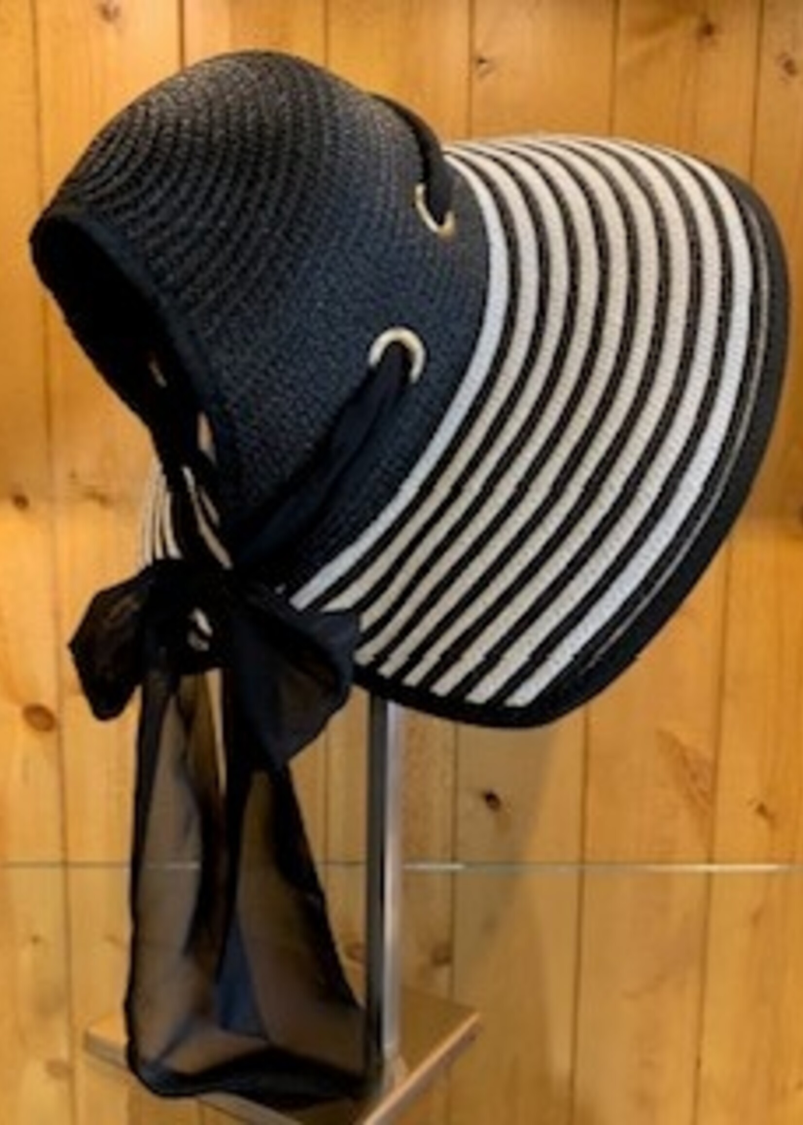 Picabo Mode Audrey II Summer Hat * Tan & Cream