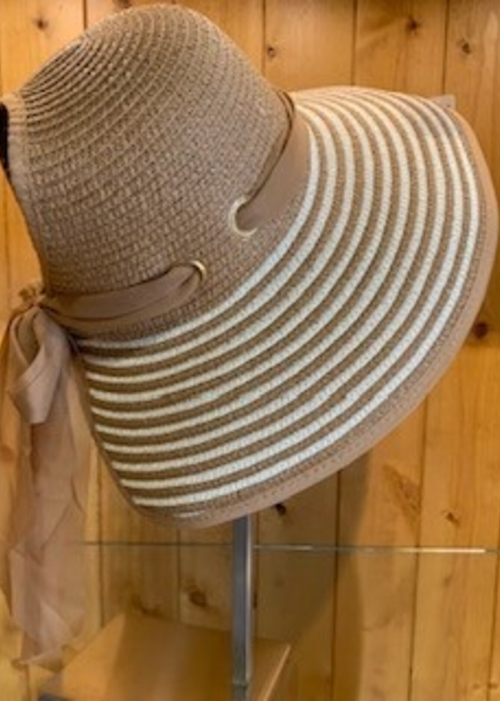 Picabo Mode Audrey II Summer Hat * Black & White