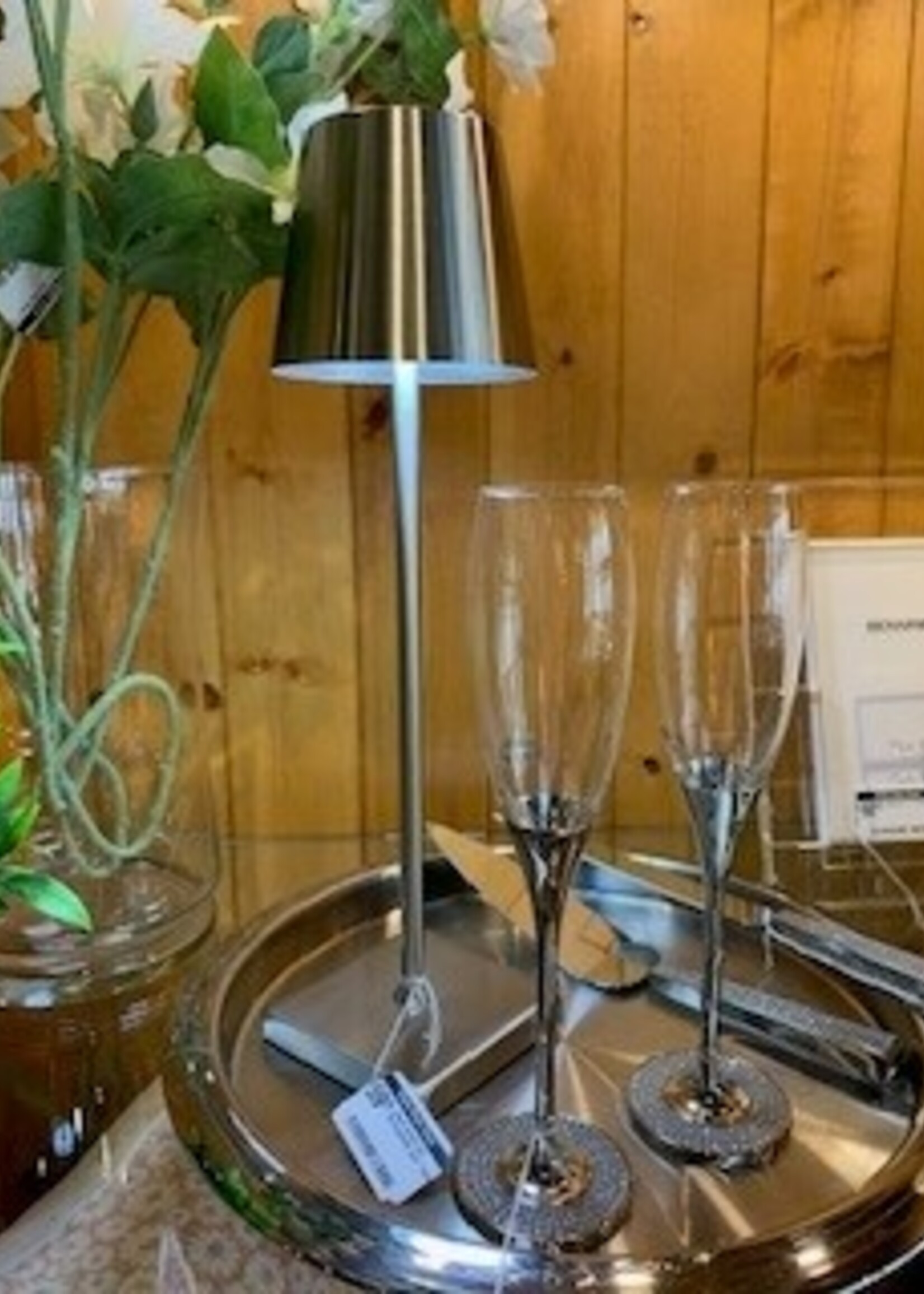 Abbott Classic Shade LED Rechargeable Light * Silver