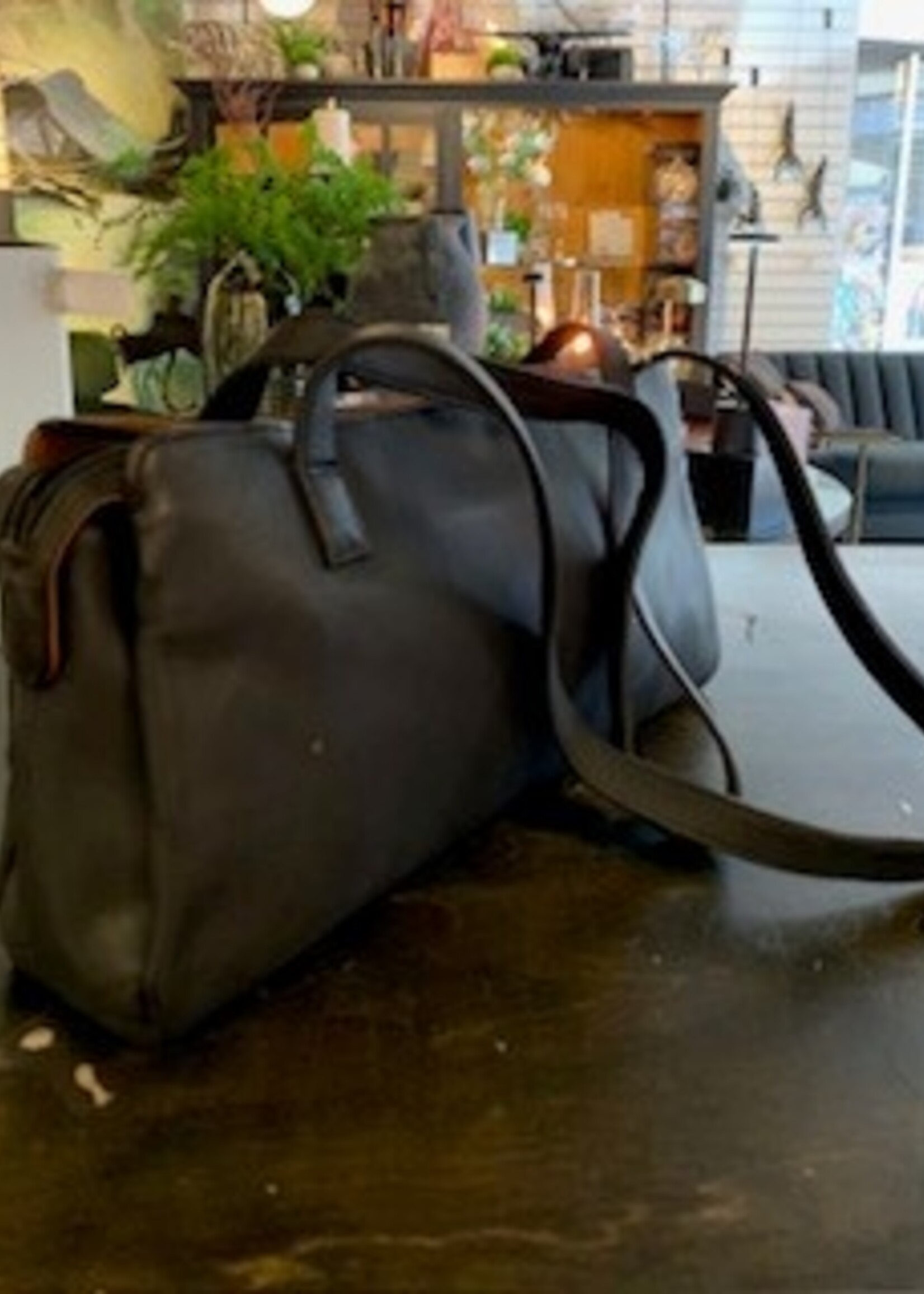 Derek Alexander Derek Alexander DR-8029 Top Zip Shoulder Bag * Black & Tan