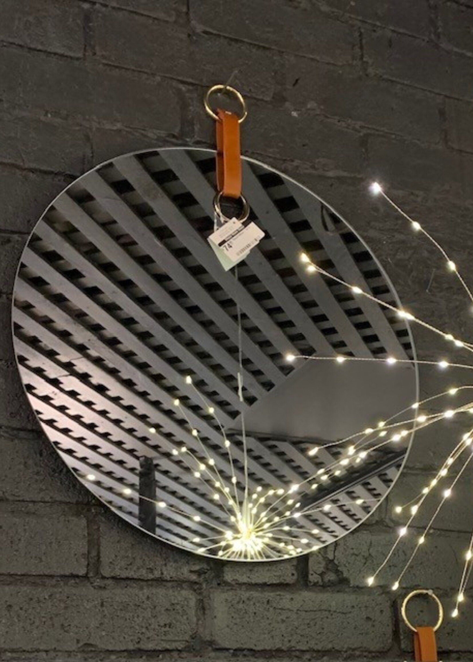 Nostalgia Round Mirror * 19"D