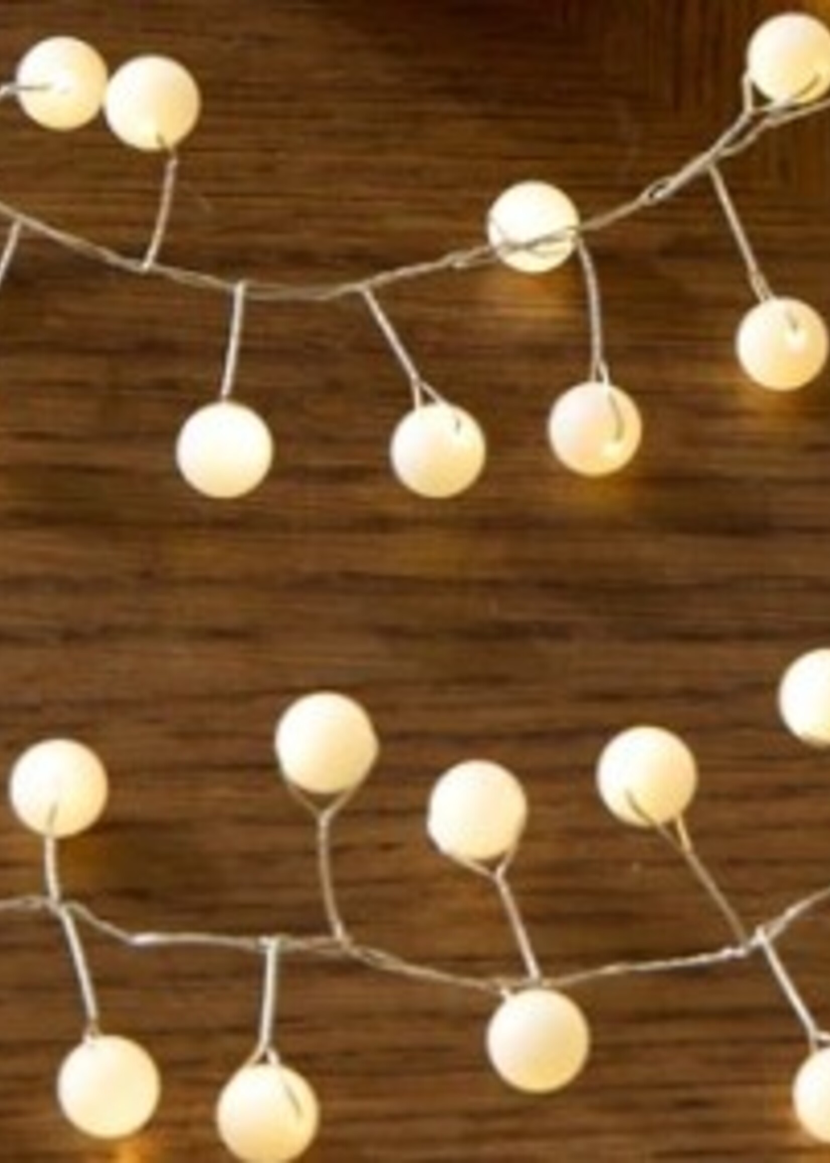 Lumina of London Snowberry Lights * 100 Warm White * 8'