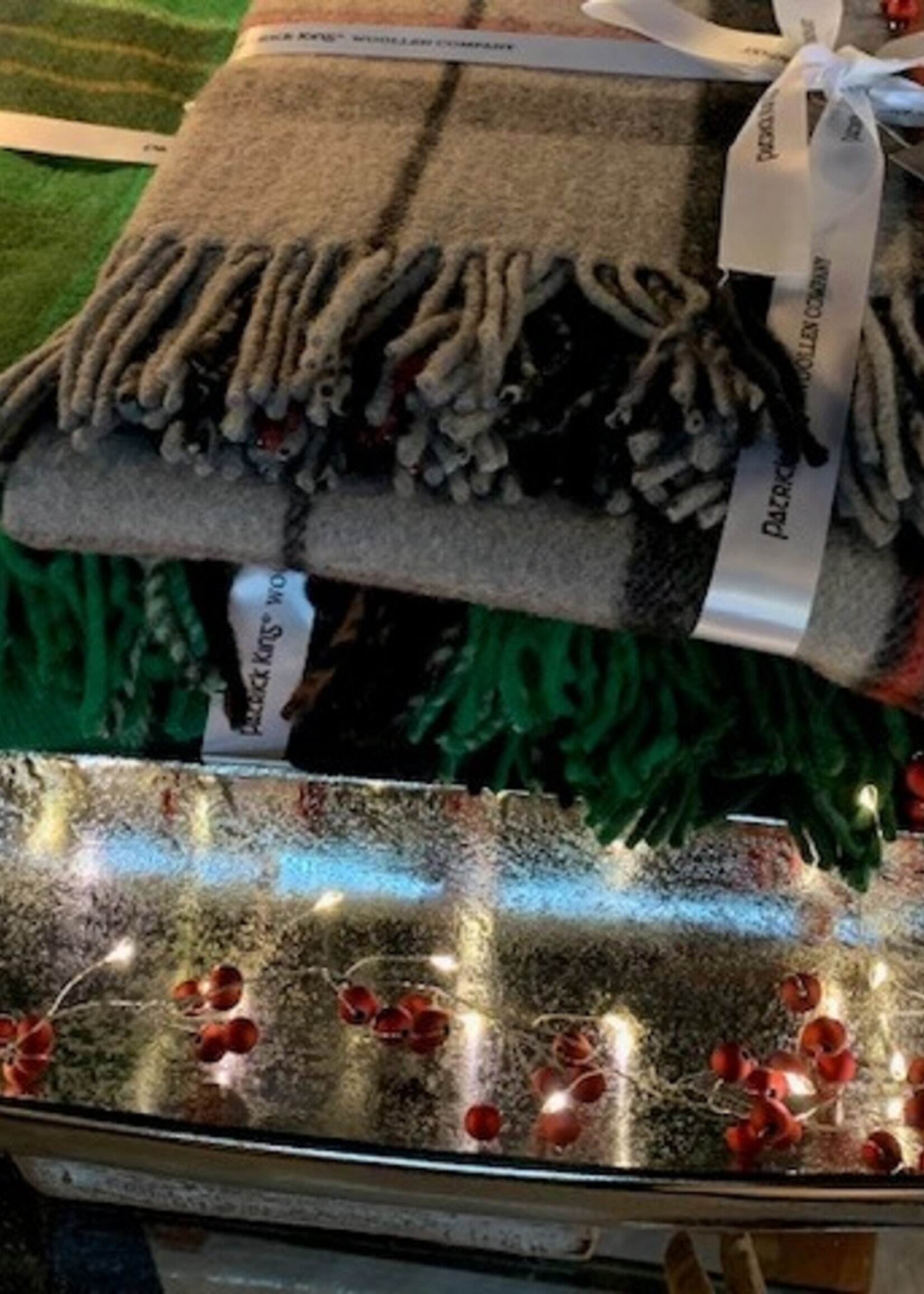 Lumina of London Red Berry Lights * 72 Warm White Lights * 6'