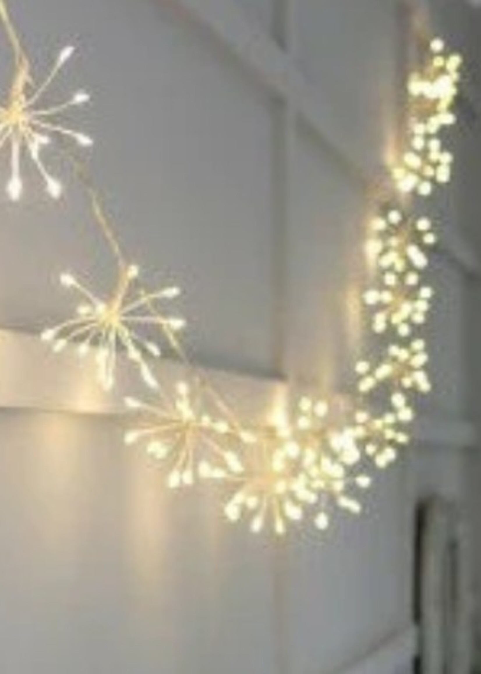 Lumina of London Starburst Chain Lights *  Indoor/Outdoor * Battery Operated
