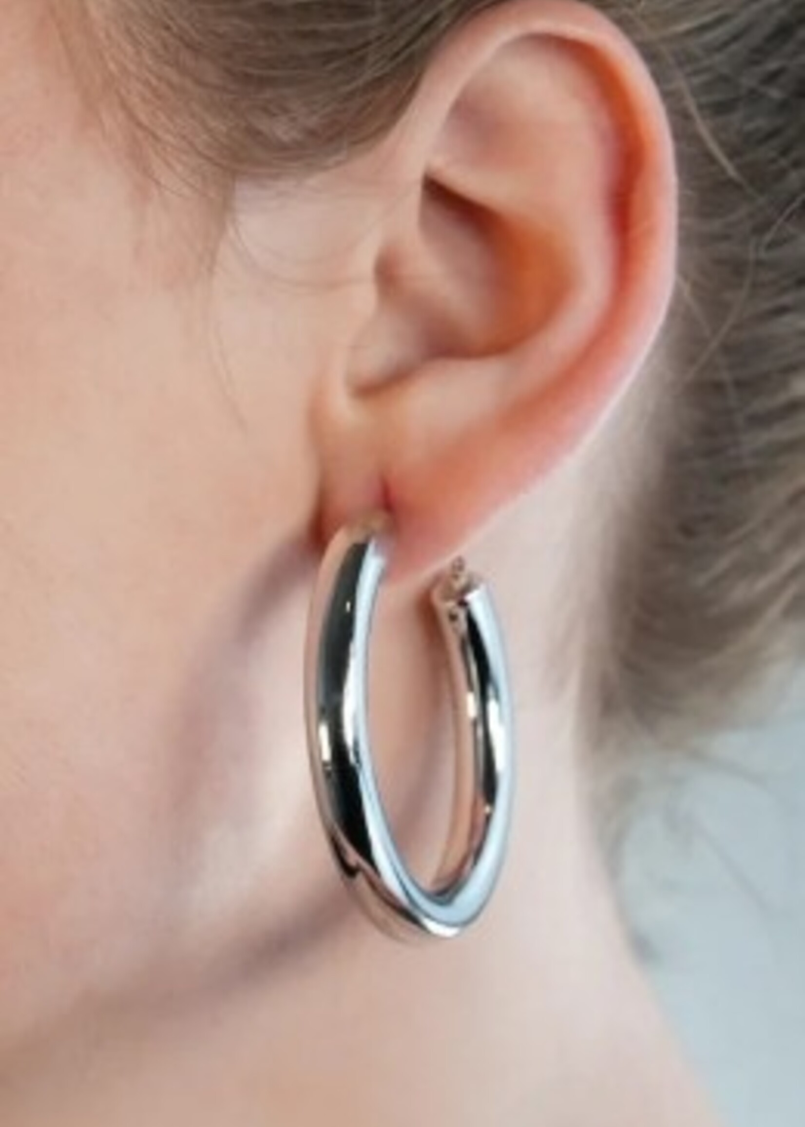Hackney Nine/Dye Cast boboyi White Gold Hoops
