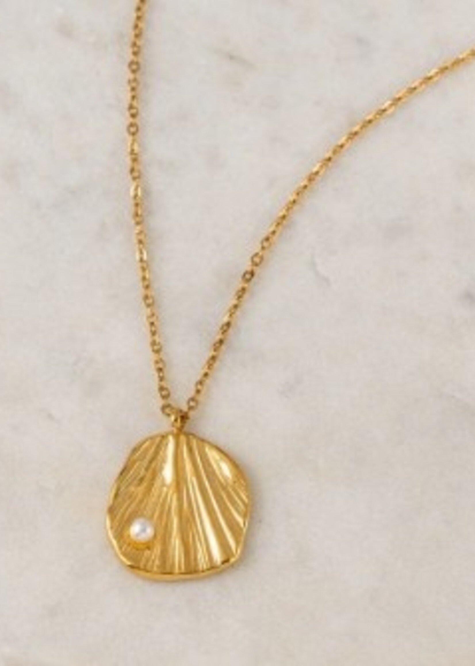 LOVERS TEMPO Cove Necklace * Gold