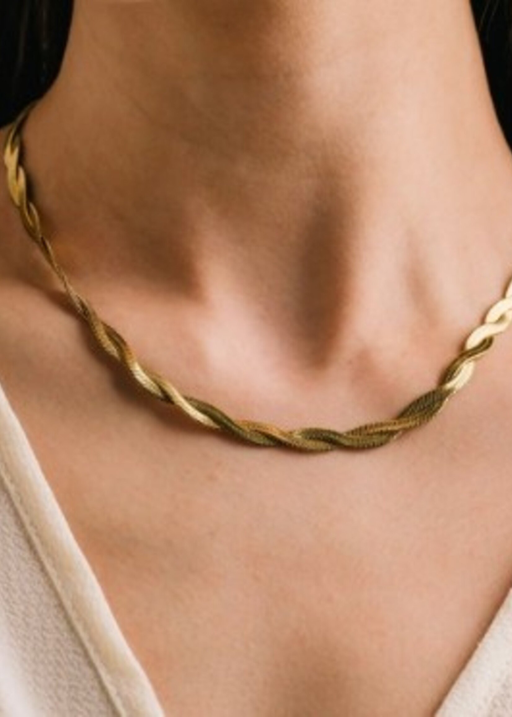 LOVERS TEMPO Josie Twist Necklace * Gold