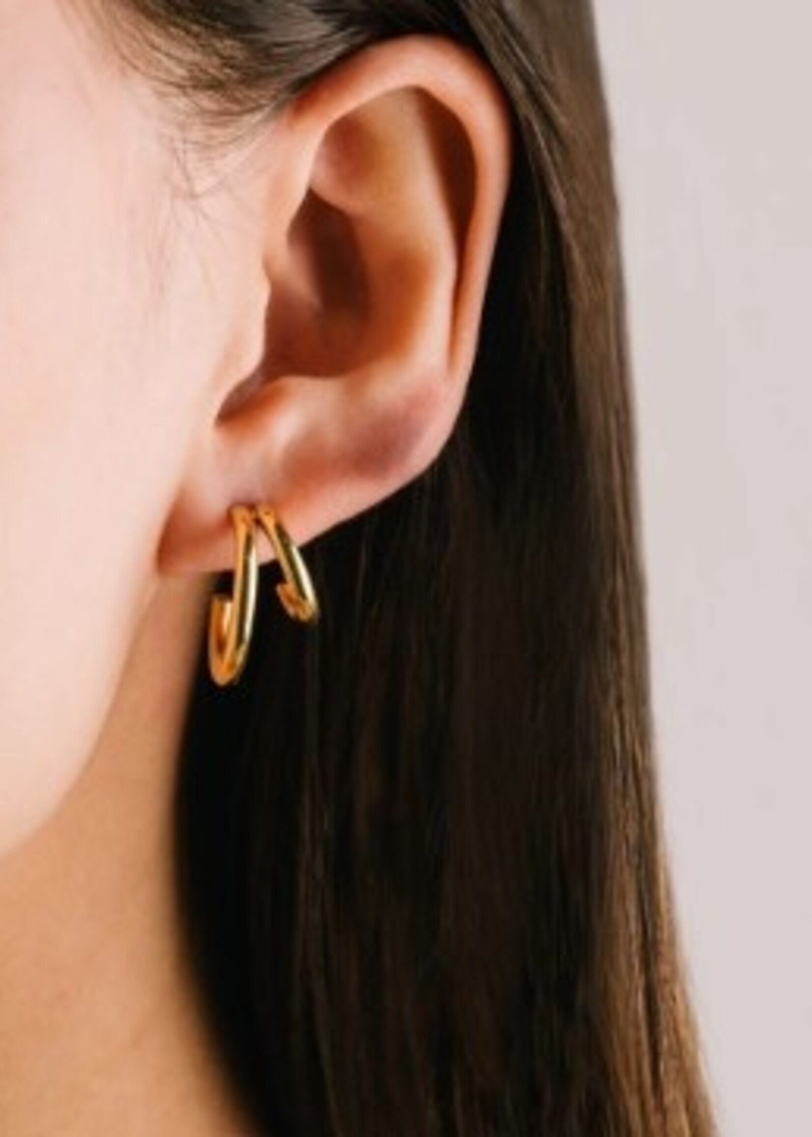 LOVERS TEMPO Mila Earrings * Gold