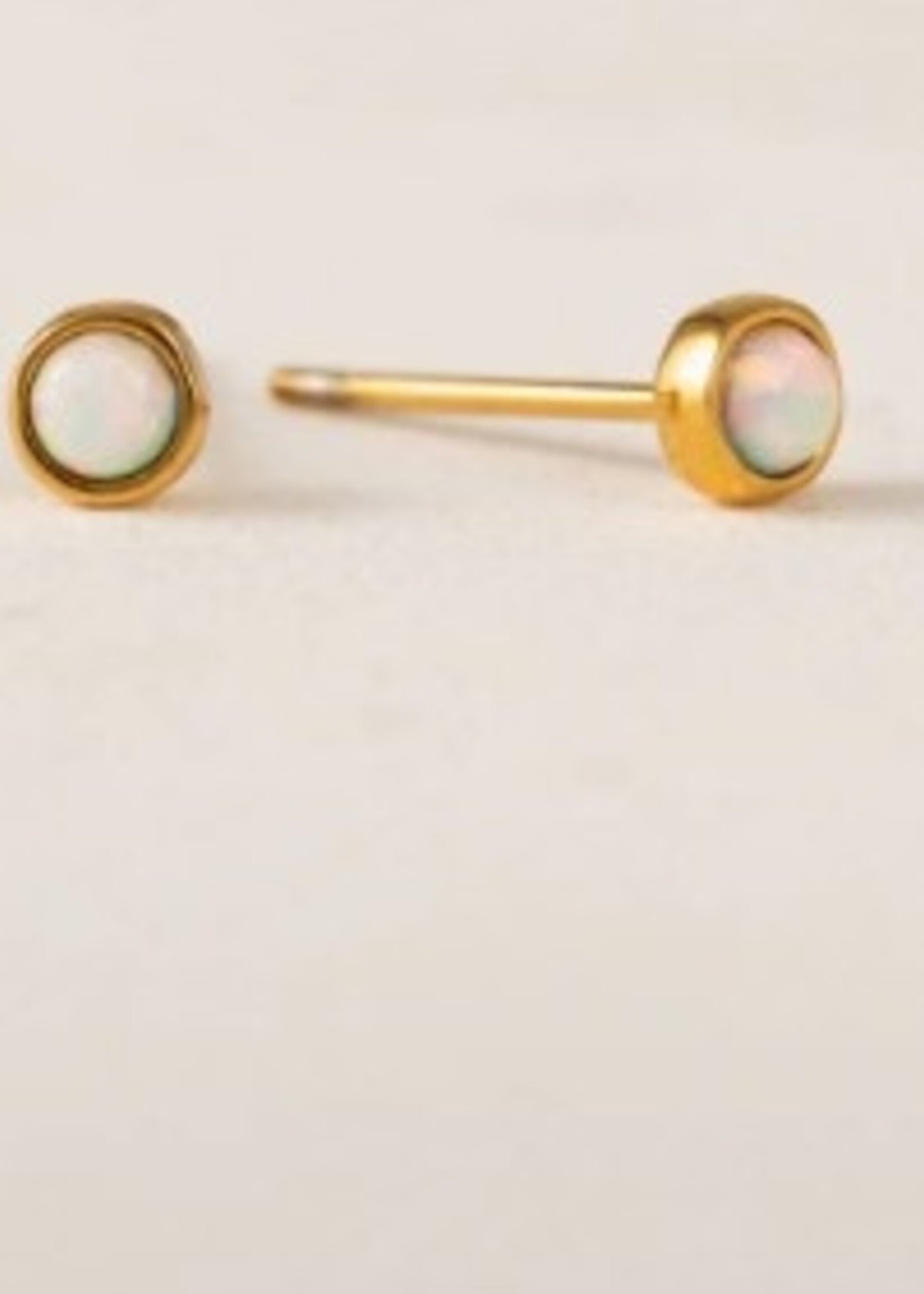 LOVERS TEMPO Opal Studs * Gold
