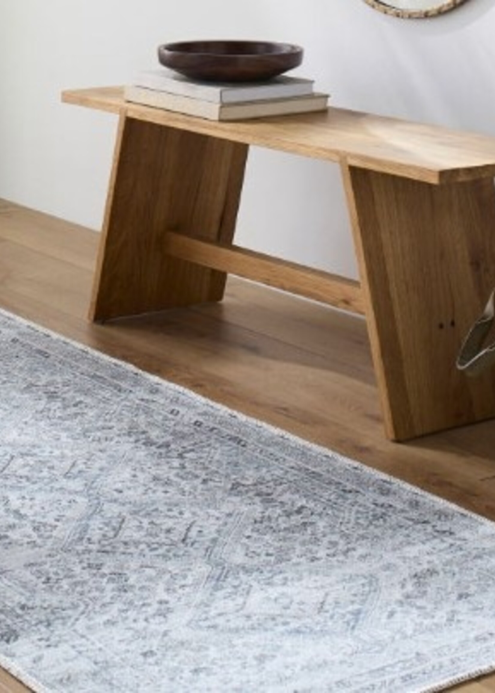 Surya Surya Amelie AML 2380  Area Carpet * 5'-3" x 7'-3"