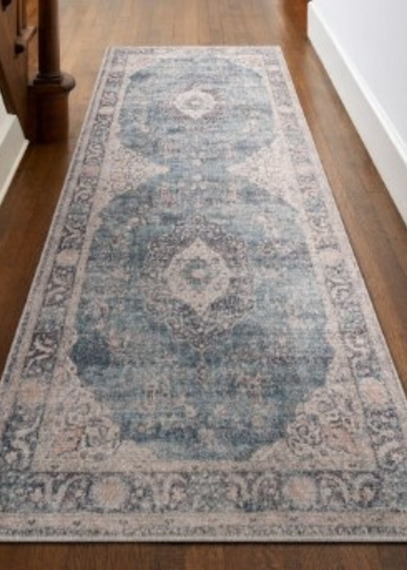 Surya Surya Marlene BOMN 2300 Area Carpet * 6'-6"x9'