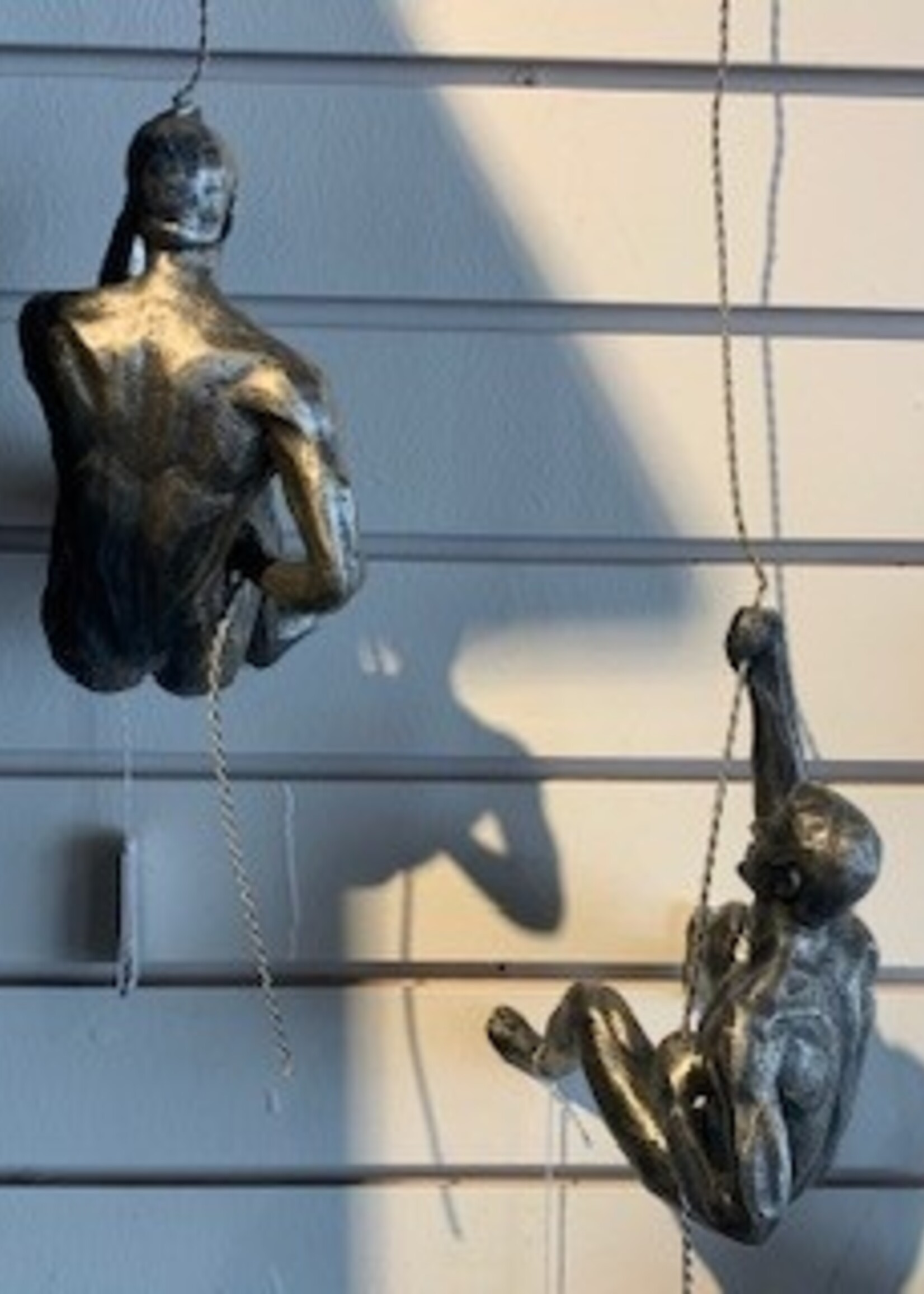 Torre & Tagus Climbing Men * Antique Bronze