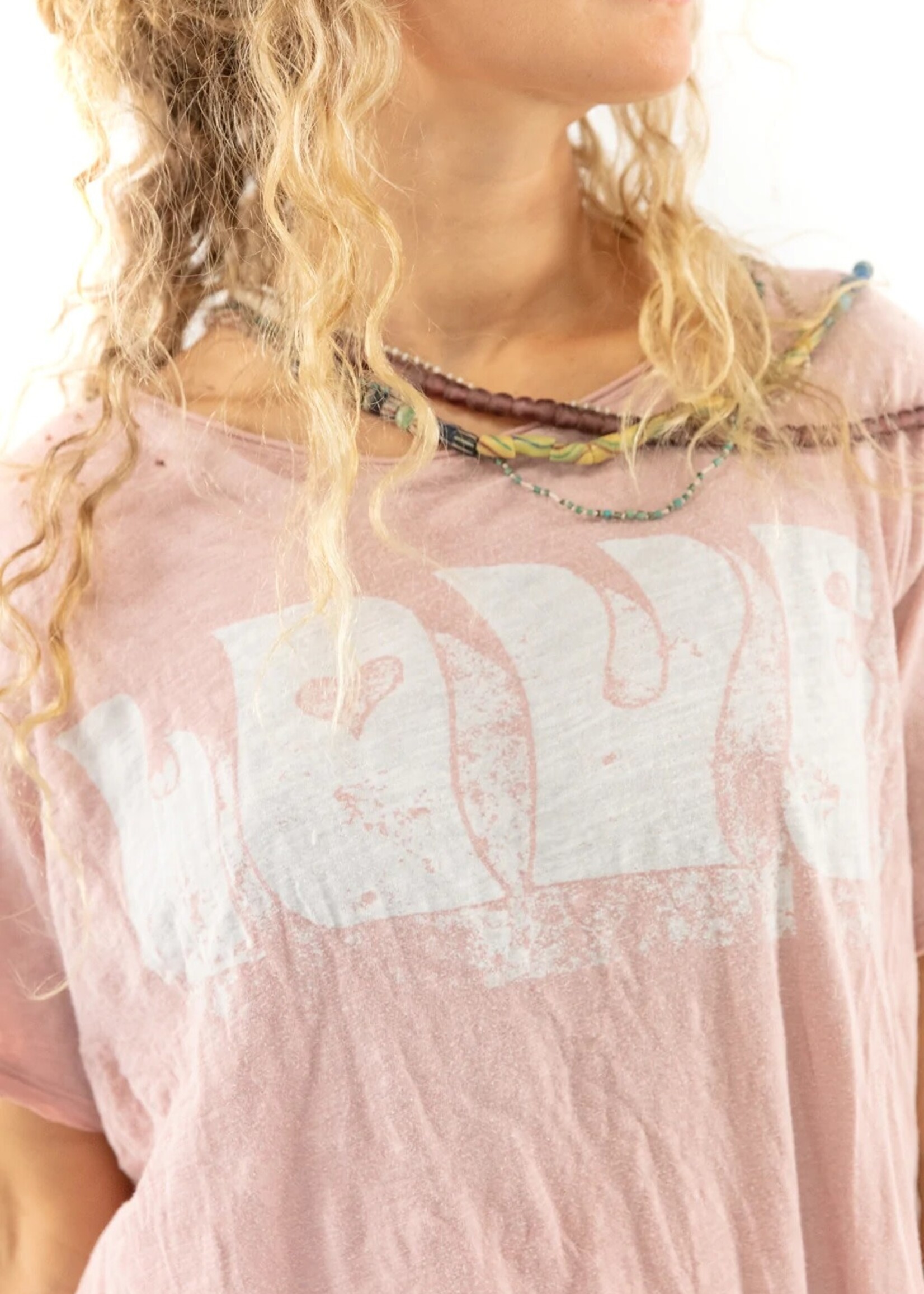 Magnolia Pearl Magnolia Pearl Clothing Groovy Love Tee Top 1285 Molly