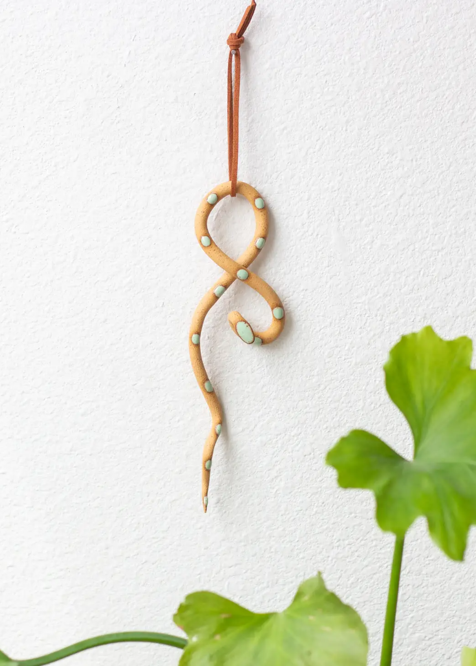 Carter & Rose Wall Snake - small