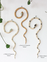 Medium Wall Snake