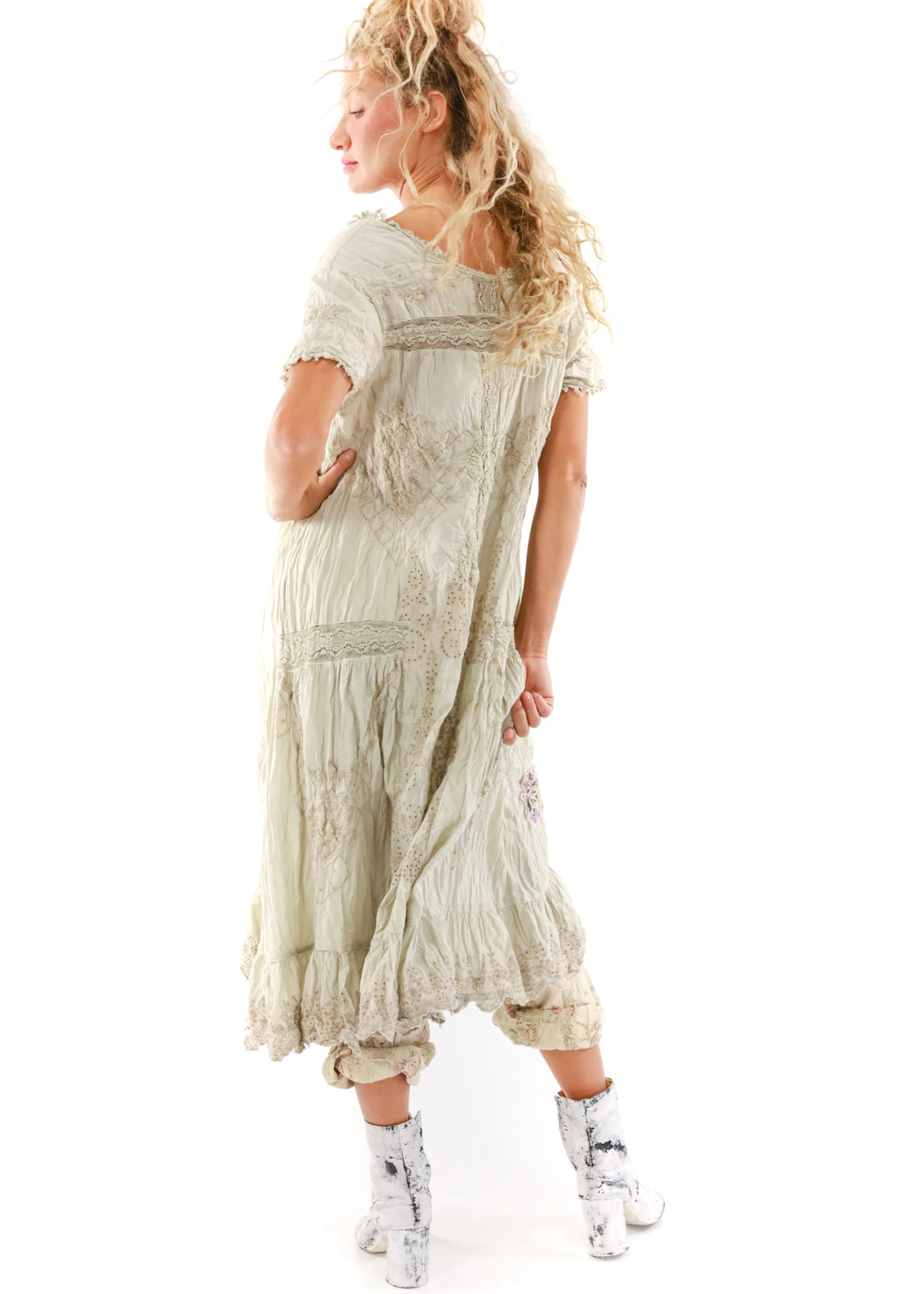 Magnolia Pearl Anna Grace Embroidered Dress Moonlight Dress 869
