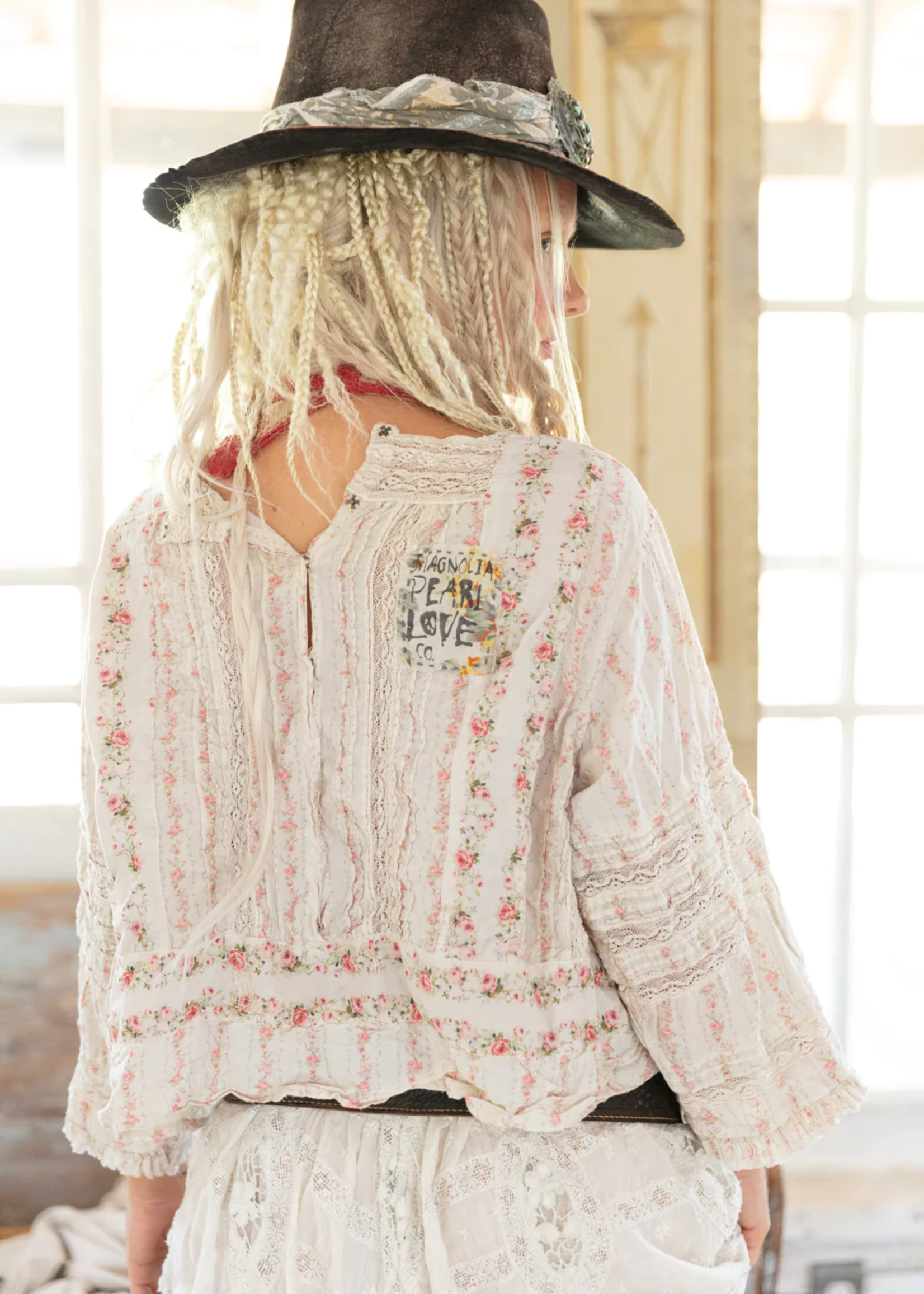 Magnolia Pearl **New Release** Floral Raelle Blouse Top 1371 Rosalina