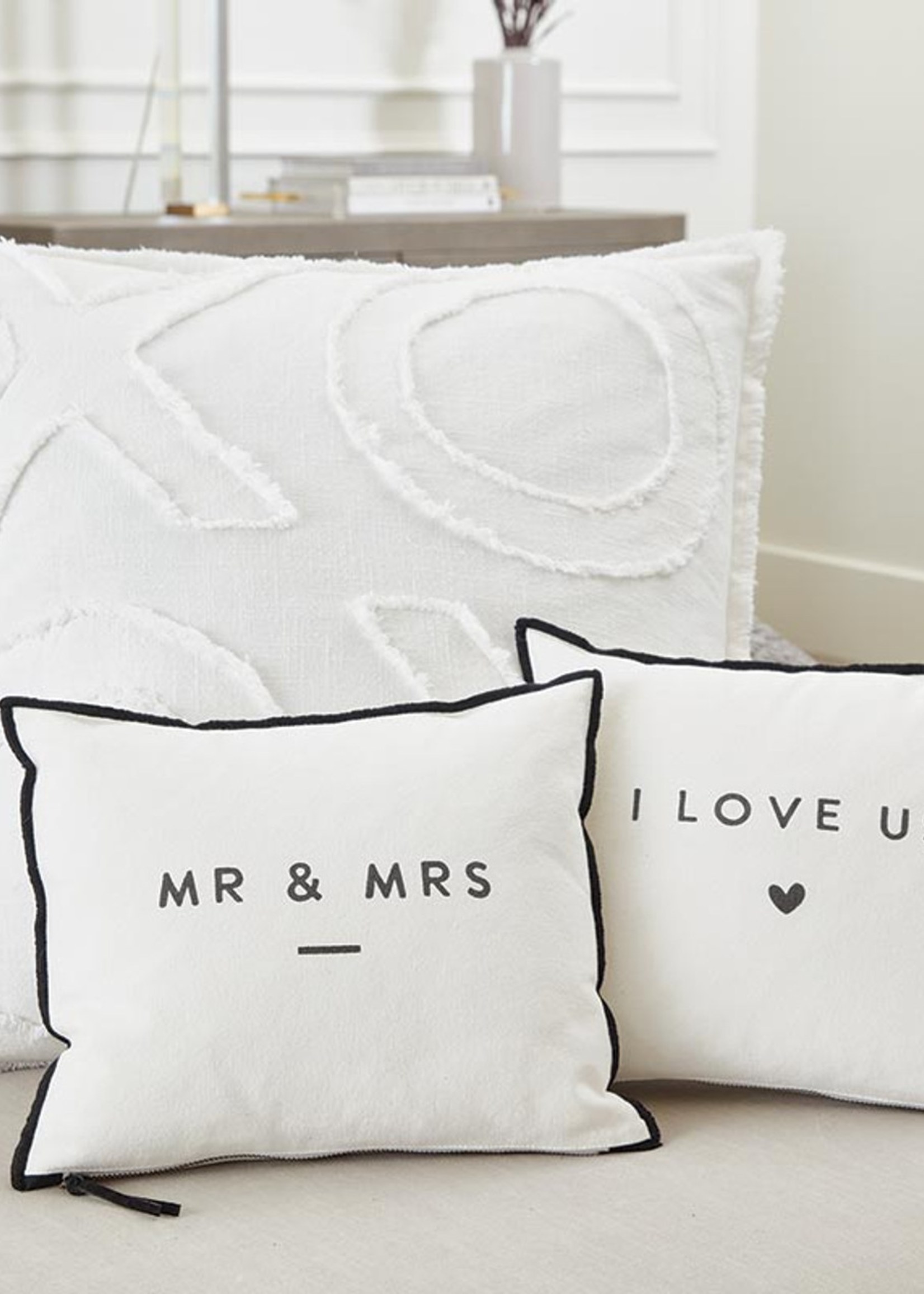 Santa Barbara Mr & Mrs Pillow 13x11