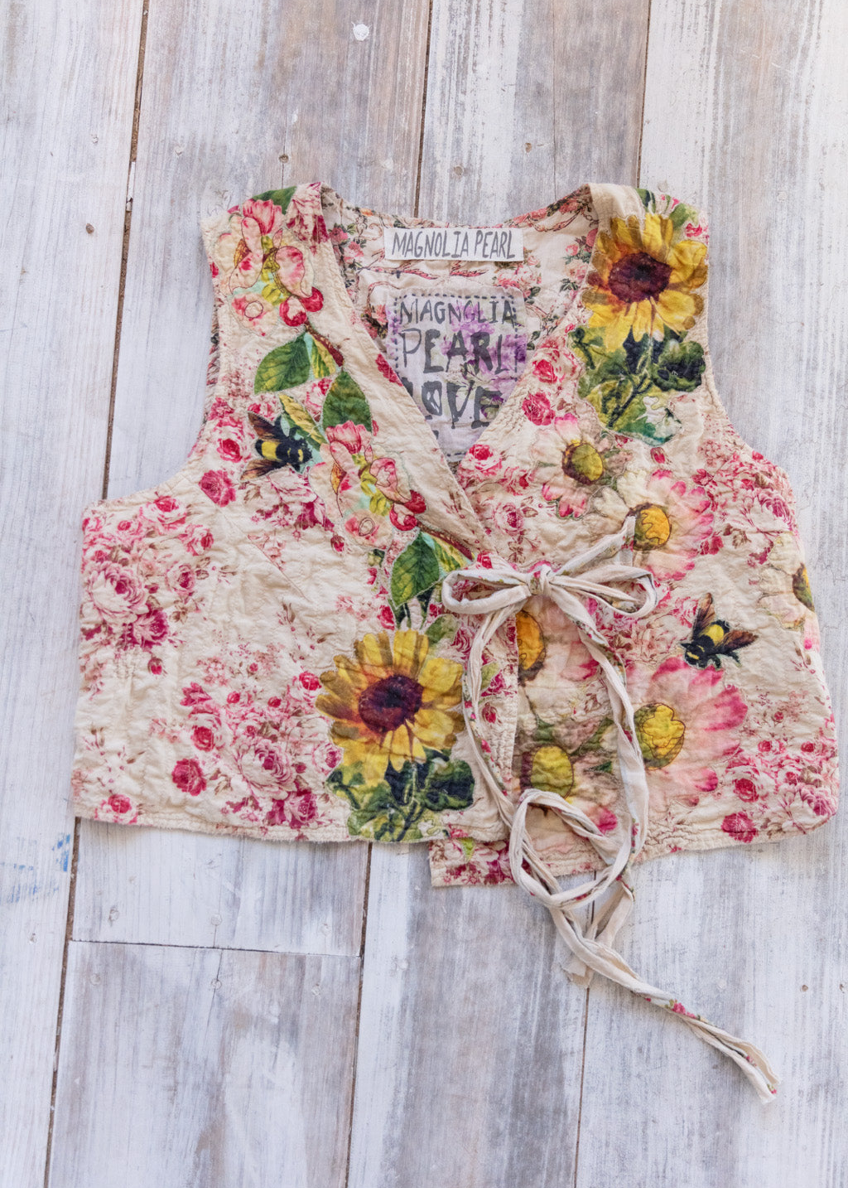 Magnolia Pearl Applique Nikha Vest VEST 058 Ashbury