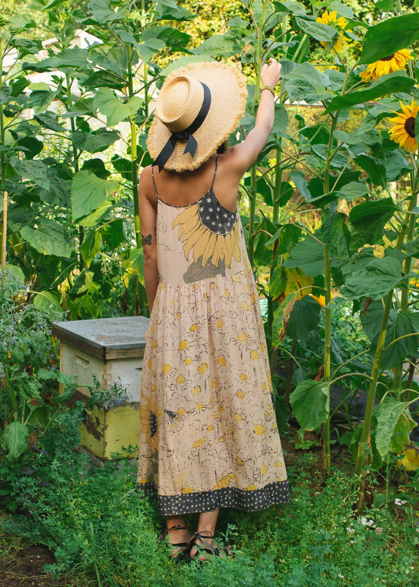 Market of Stars Milk & Honey Boheme Slip Dress Bees & Sunflowers L/XL