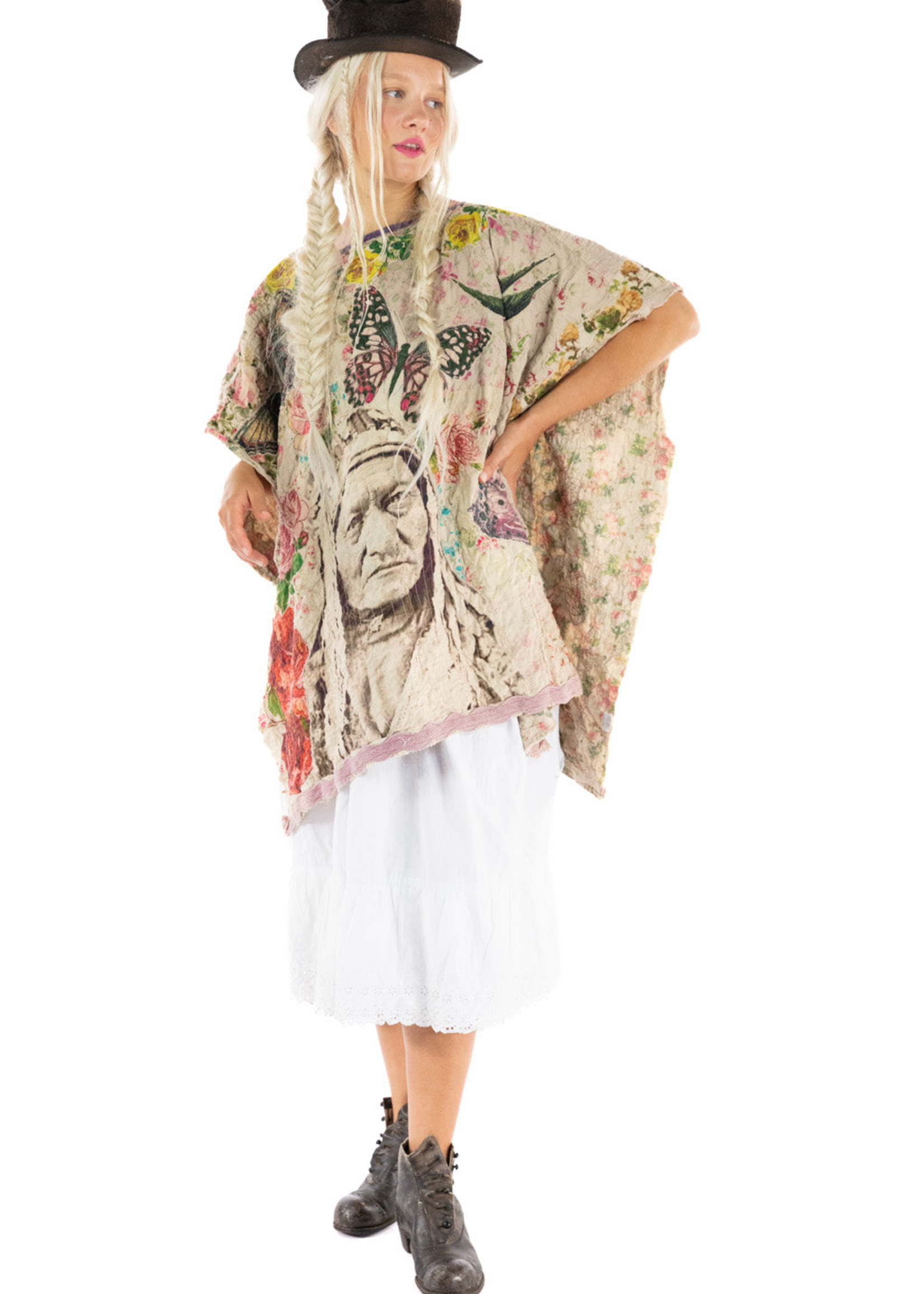 Magnolia Pearl Great Spirits Bretta Poncho TOP 1342 Great Spirit