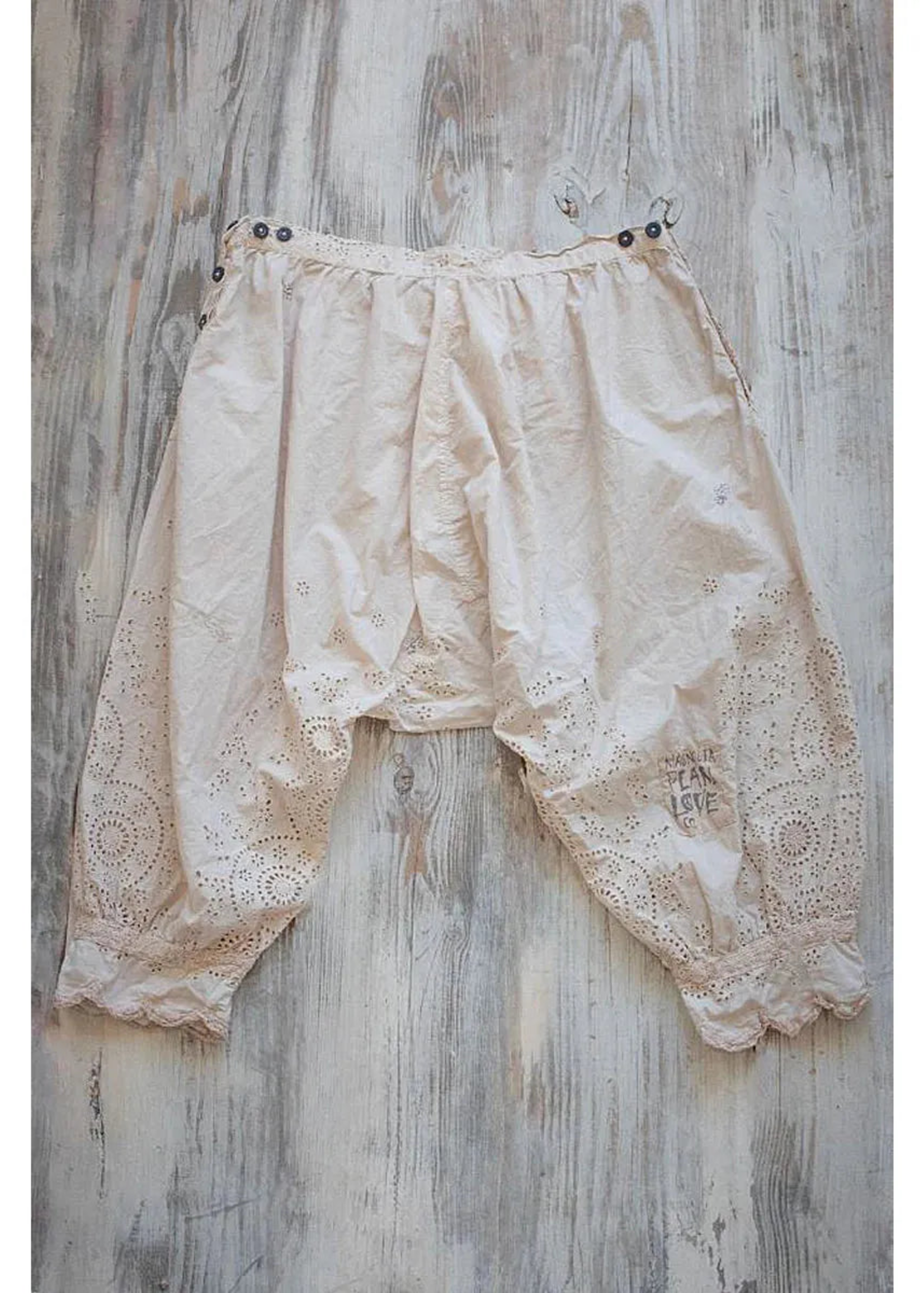 Magnolia Pearl Eyelet Llucia Bloomers 199 Moonlight