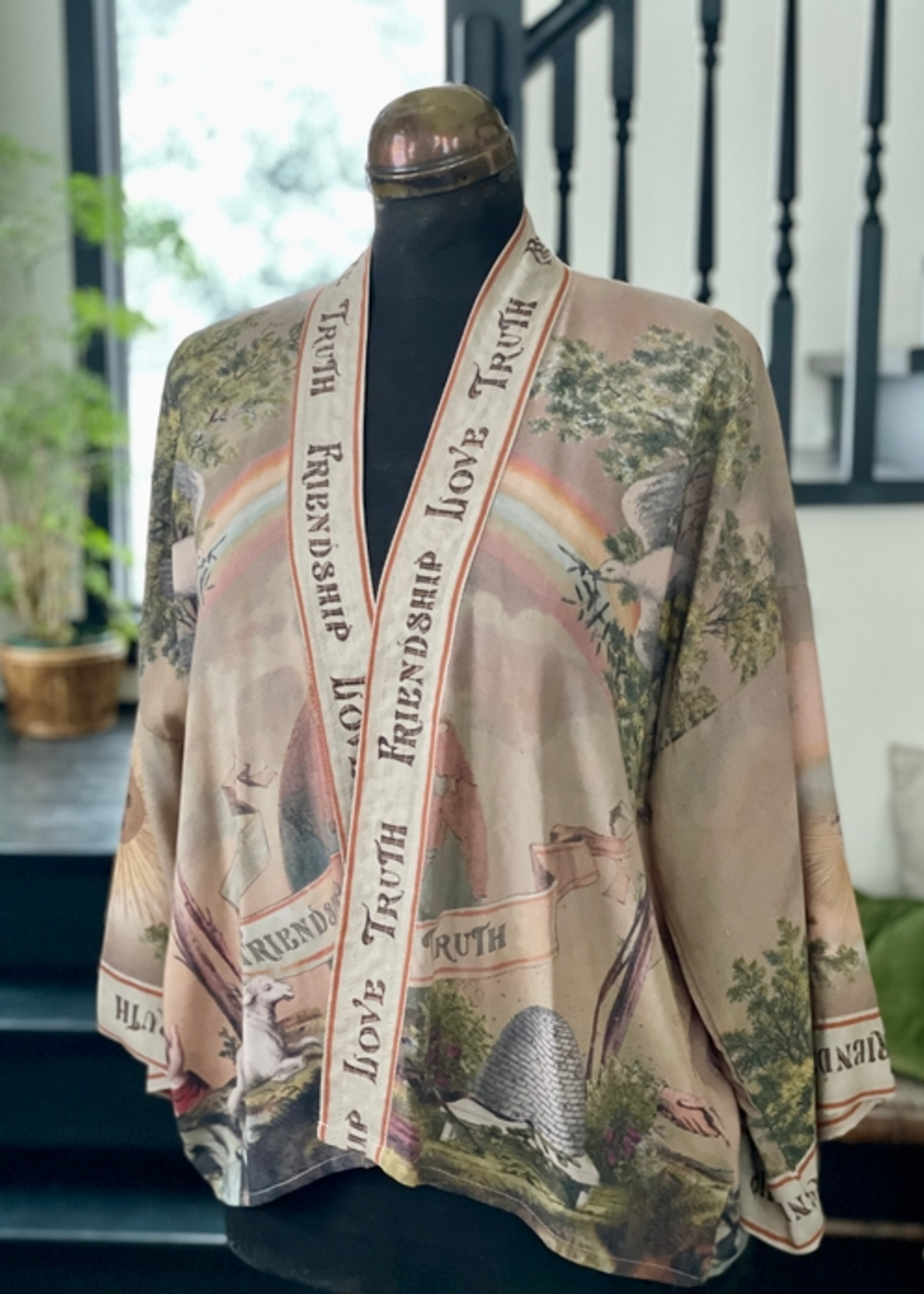 Market of Stars Friendship Love and Truth Cropped Bamboo Kimono Vintage Wash