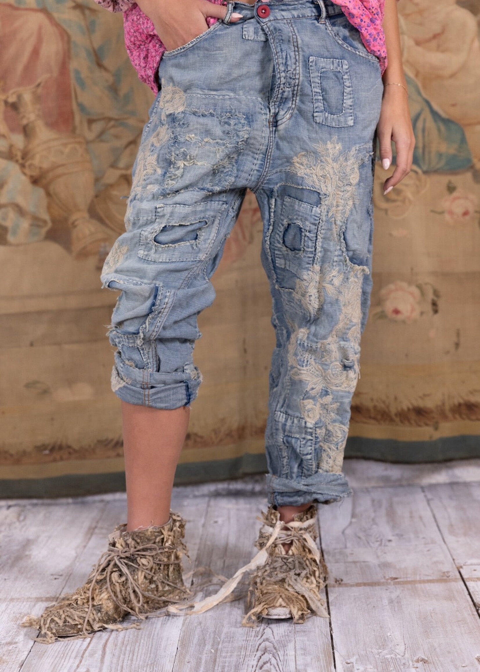 Magnolia Pearl Lace Emb. Miner Denims Washed Indigo Pants 520